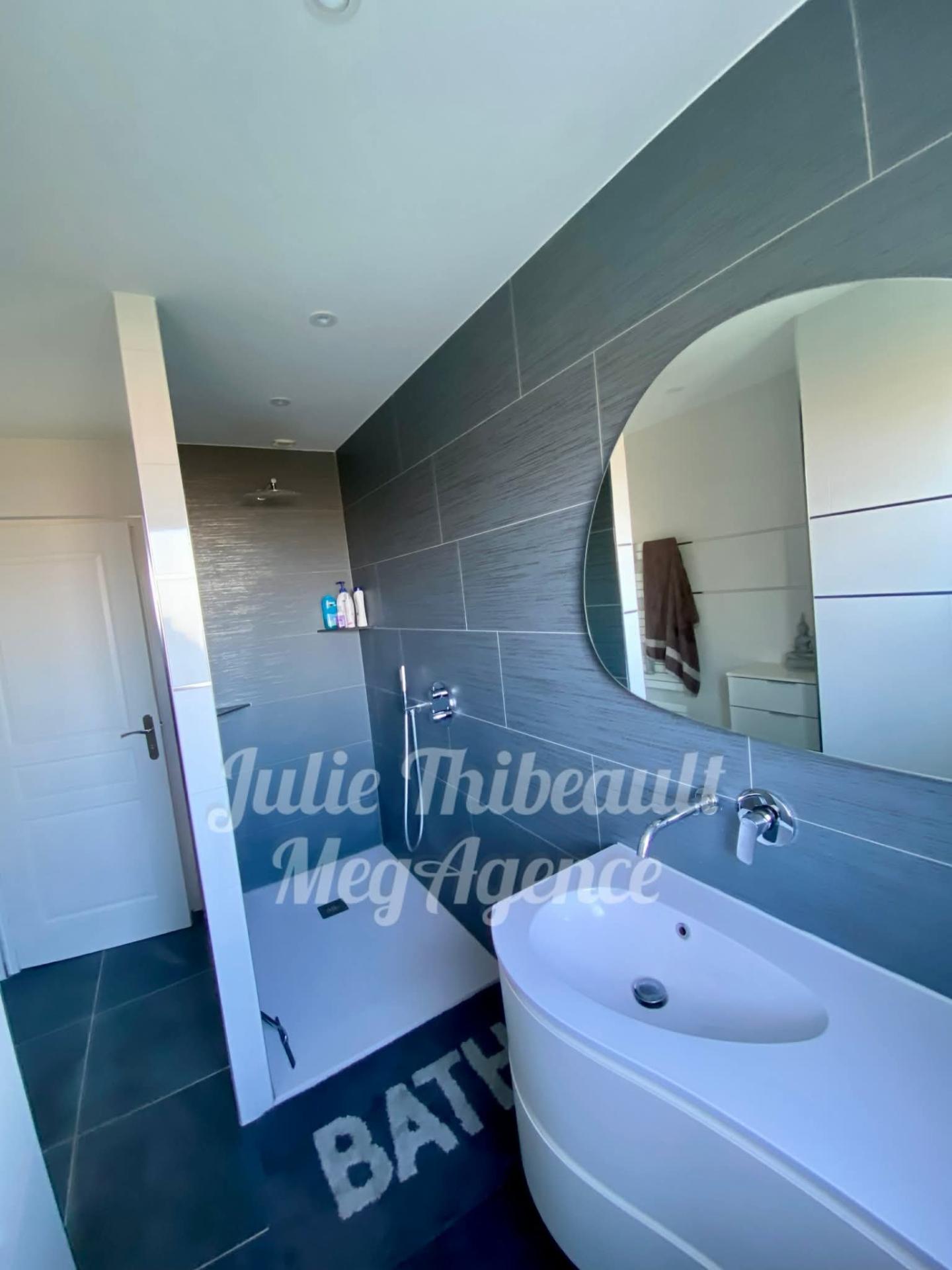 Miniature photo - 8 / 13