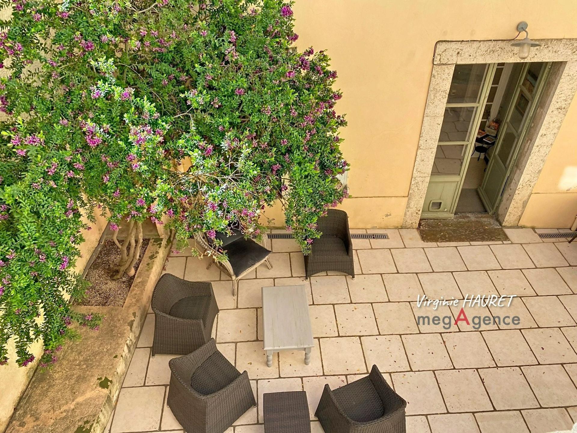 Miniature photo - 19 / 20