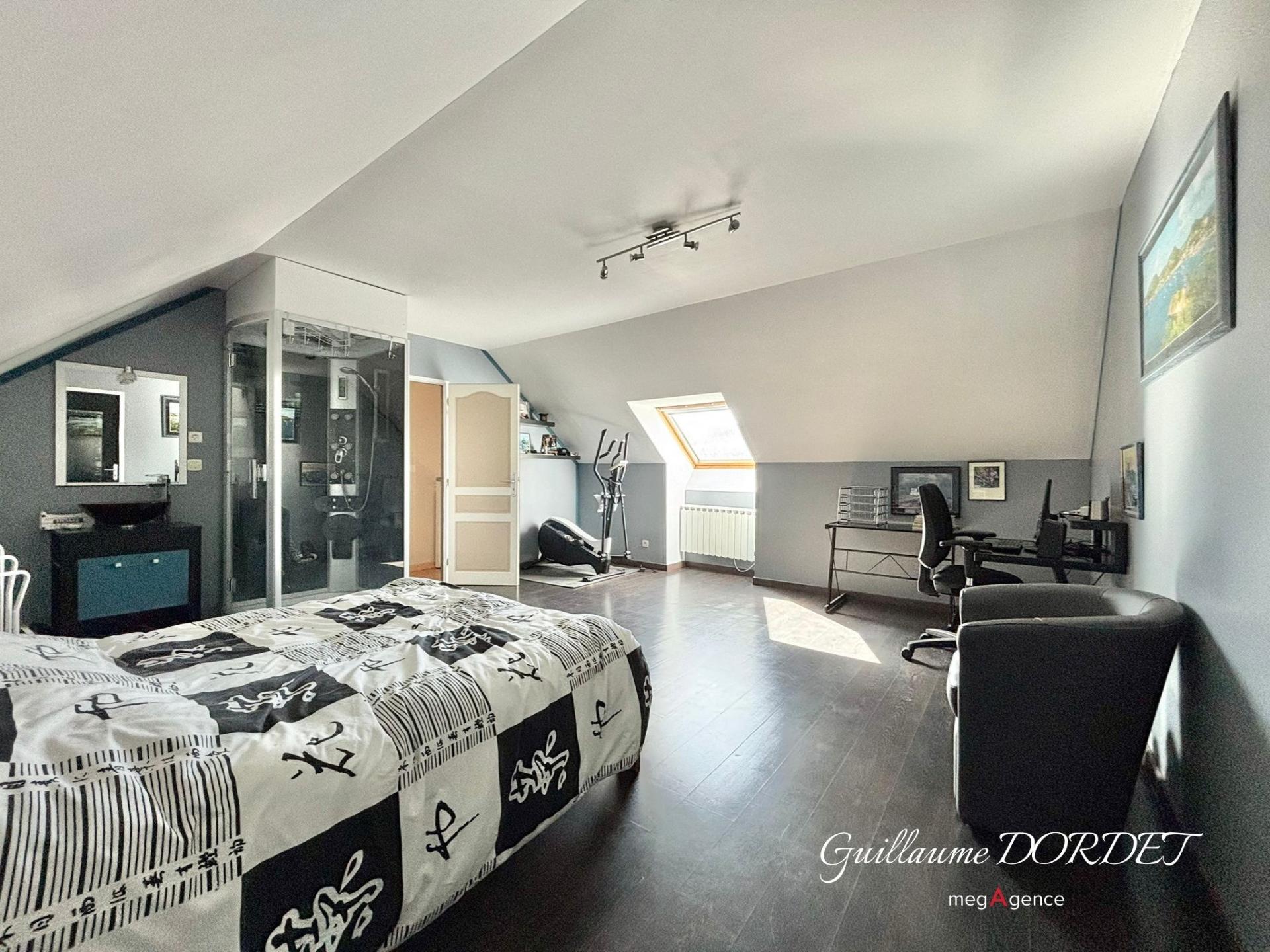 Miniature photo - 13 / 20