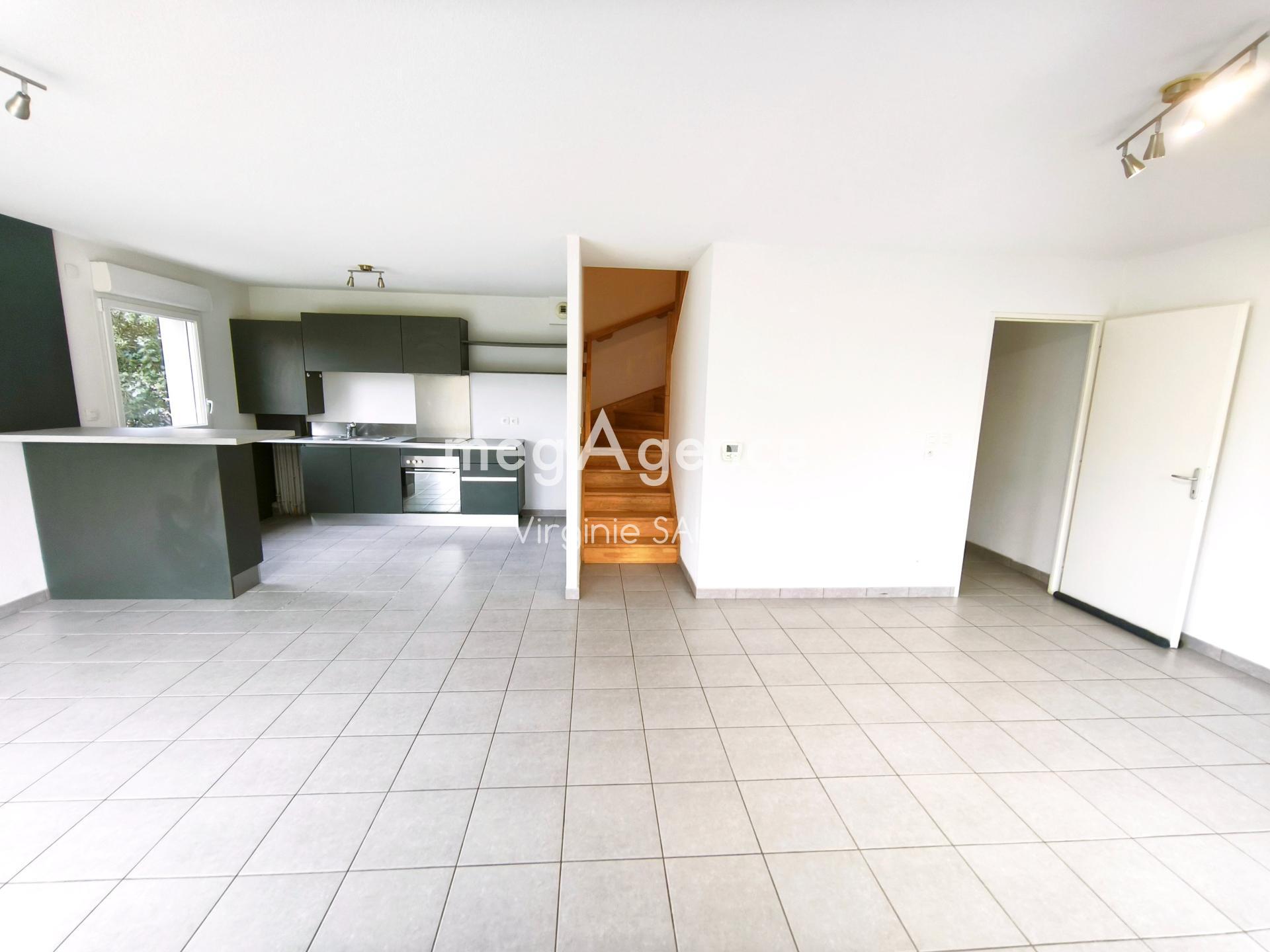 Miniature photo - 2 / 13