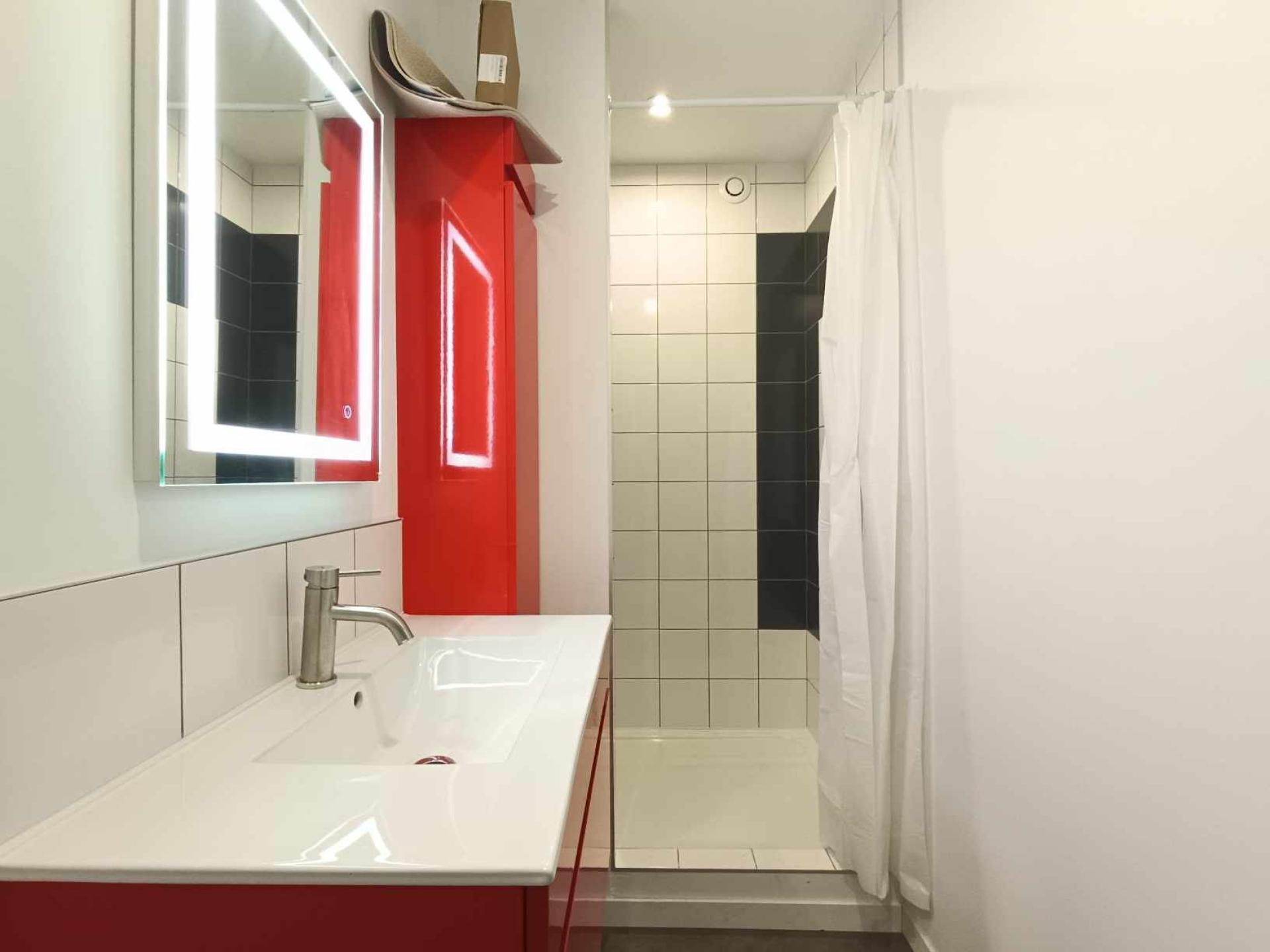 Miniature photo - 11 / 18