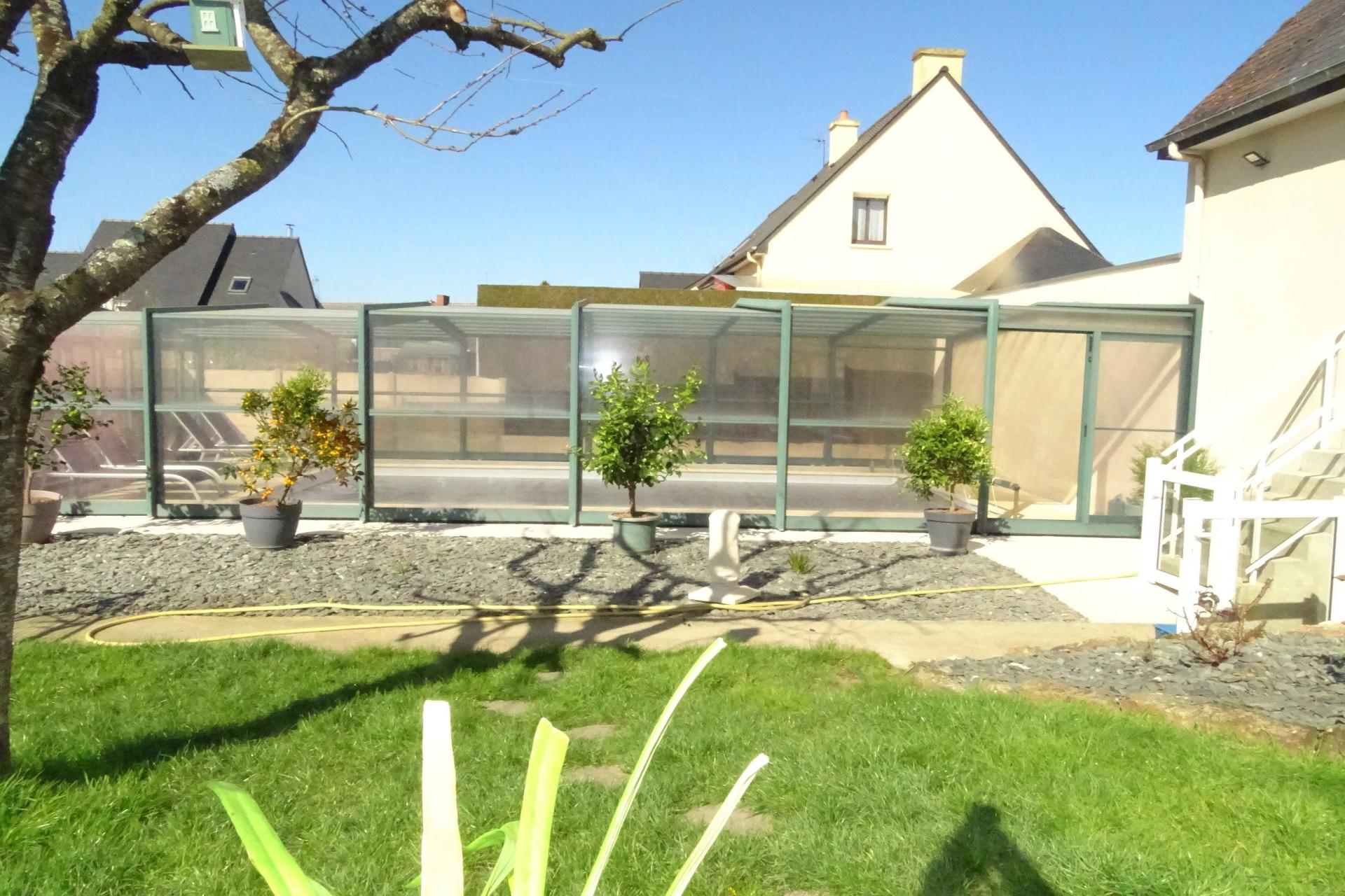 Miniature photo - 8 / 16