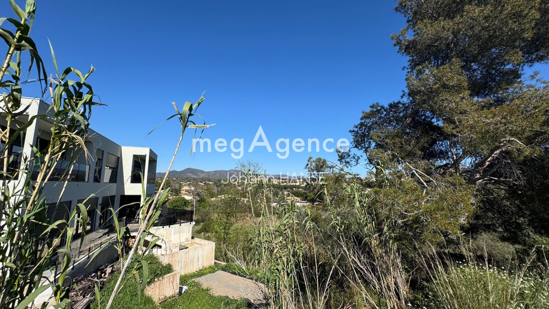 Miniature photo - 5 / 9