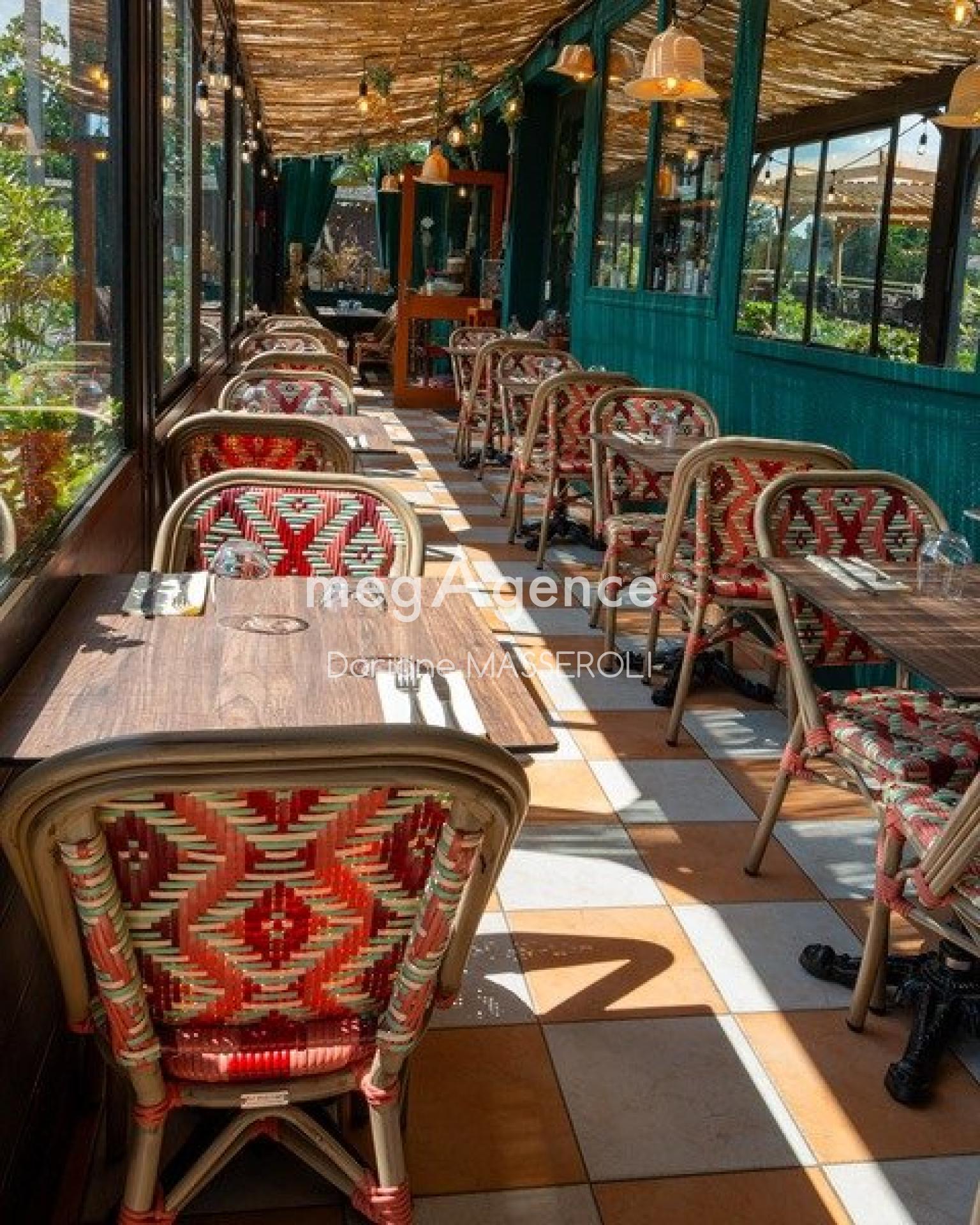 Miniature photo - 2 / 7