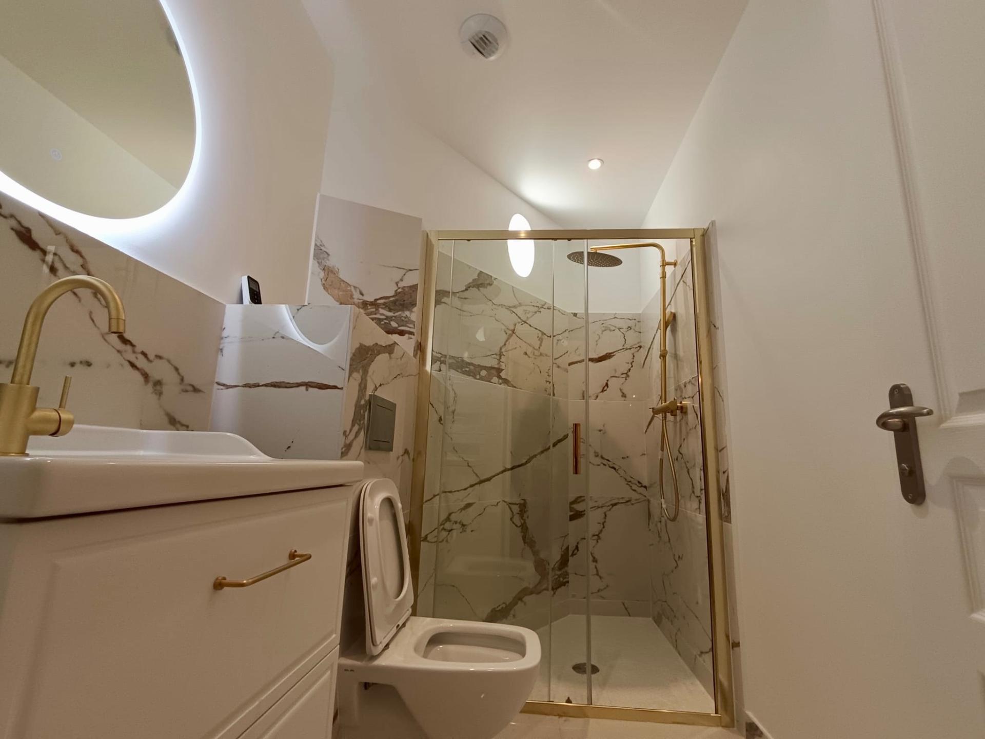 Miniature photo - 7 / 9