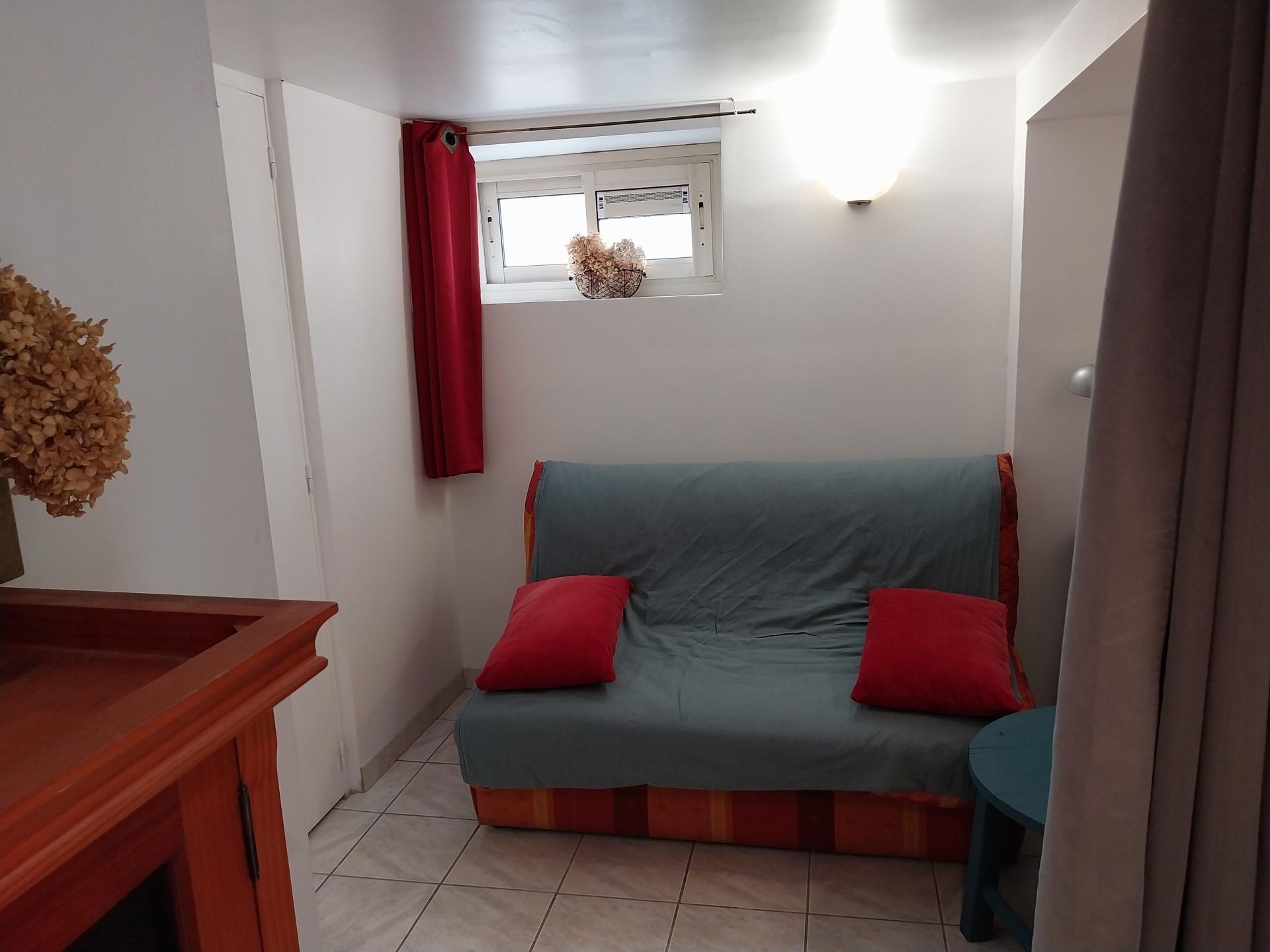 Miniature photo - 15 / 16