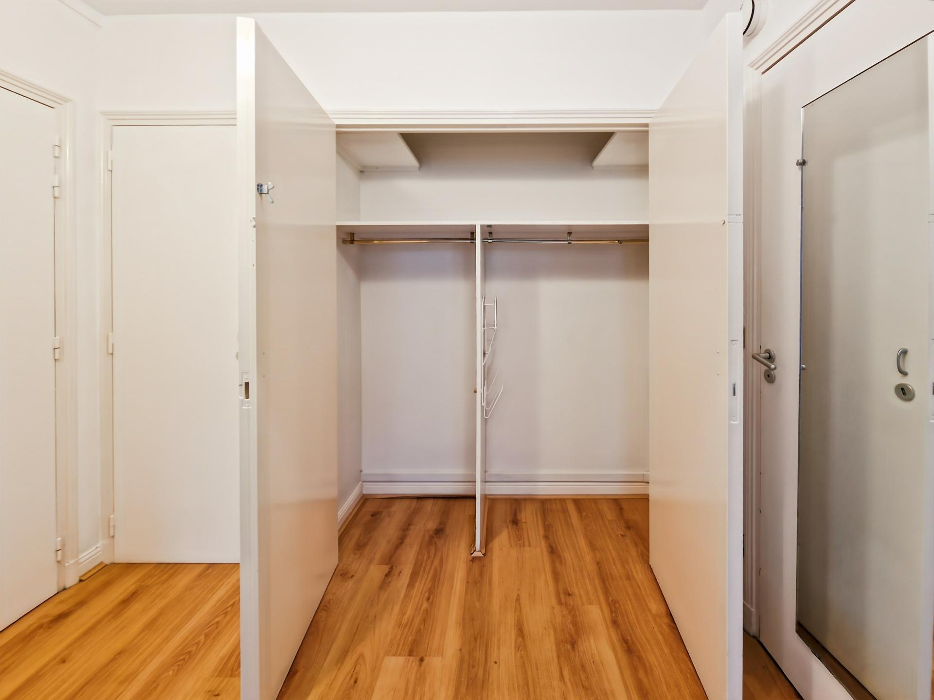 Miniature photo - 5 / 9