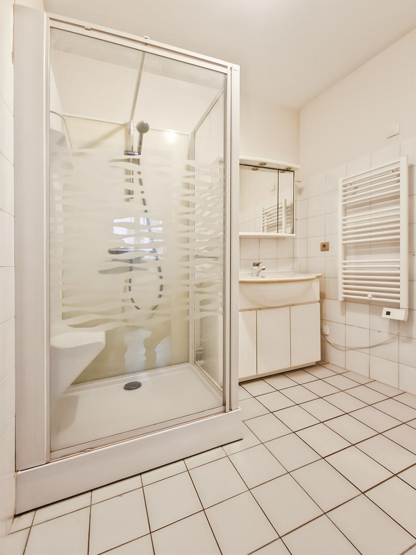 Miniature photo - 7 / 9