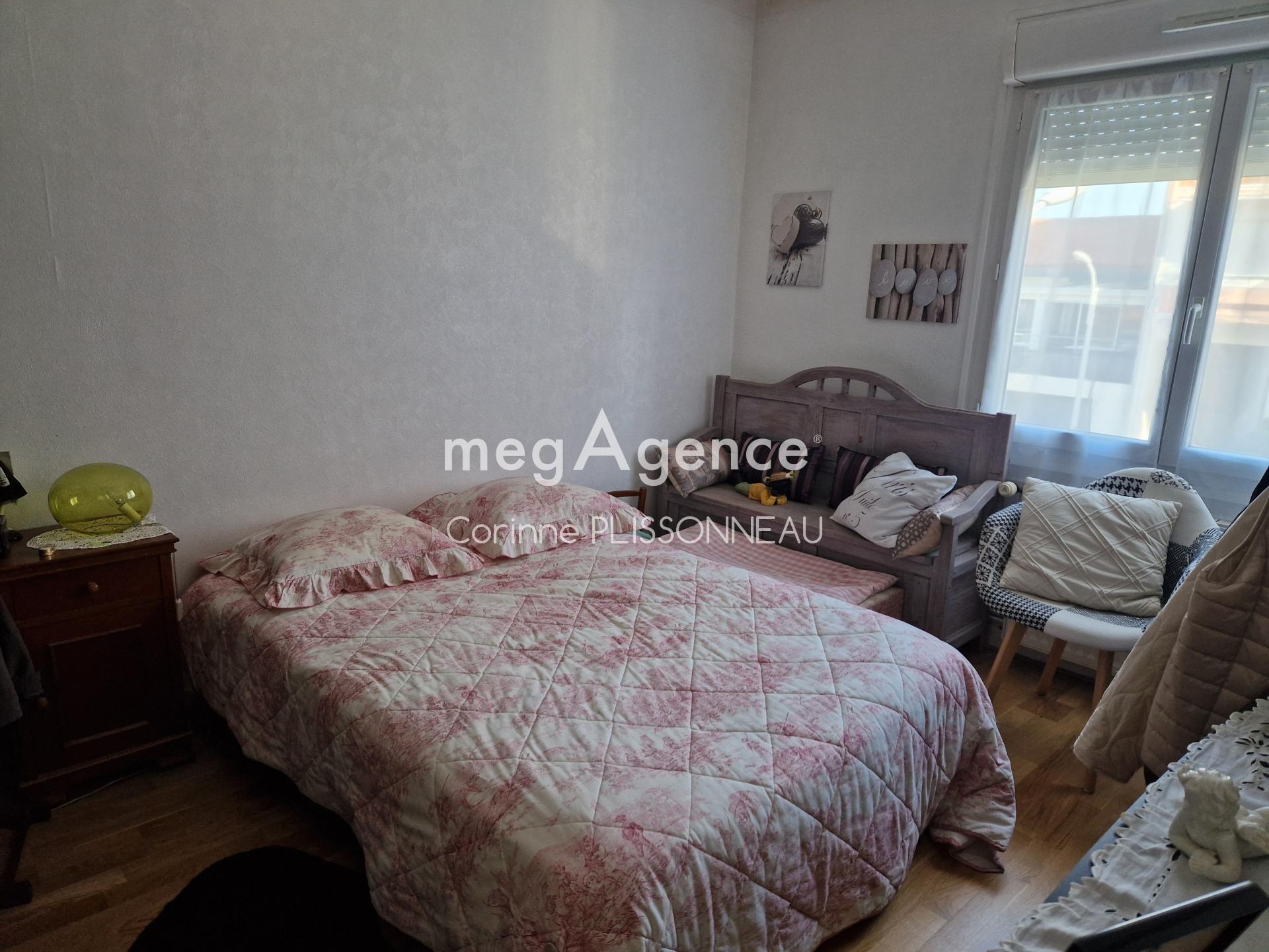 Miniature photo - 8 / 10