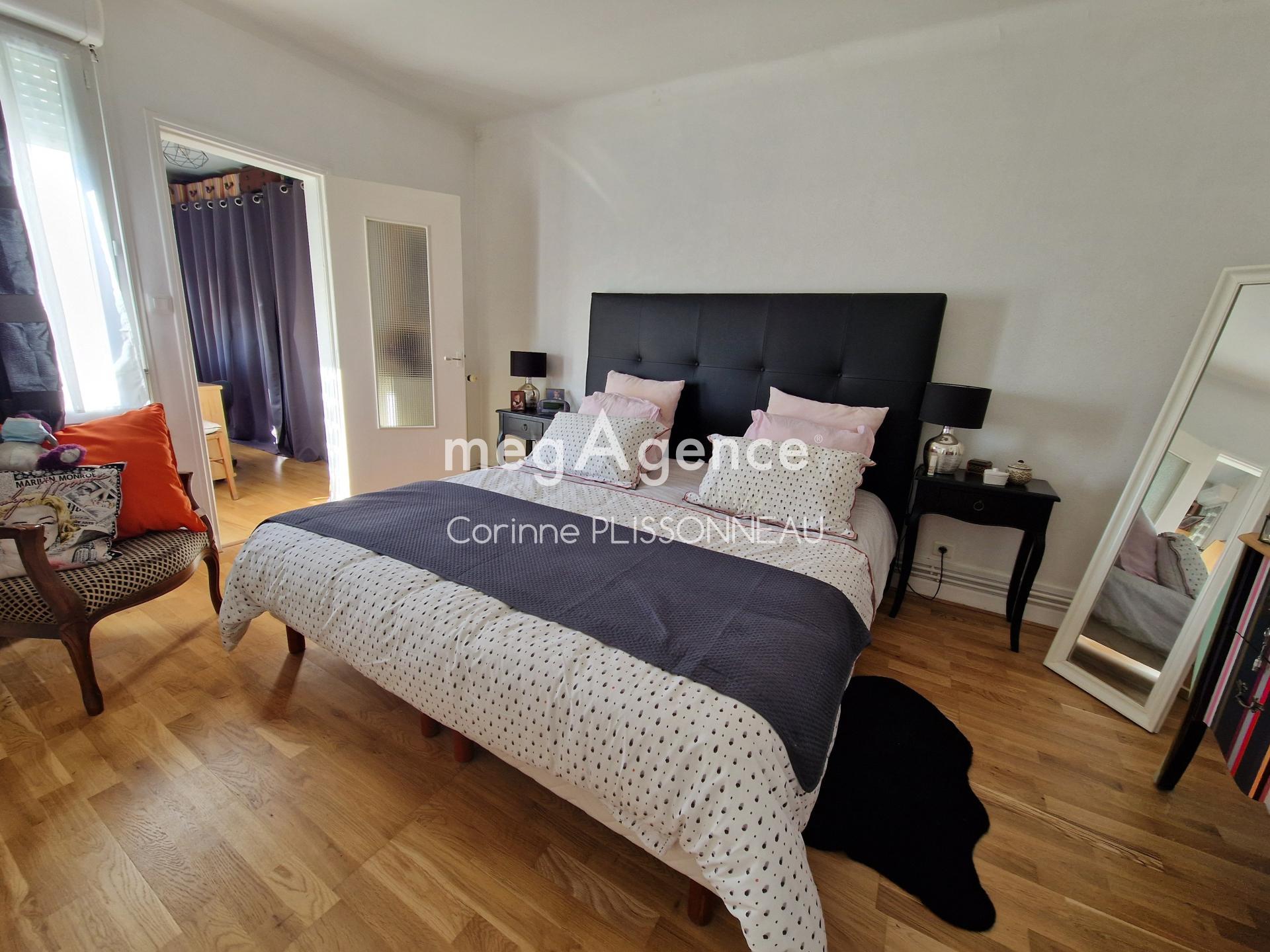 Miniature photo - 7 / 10