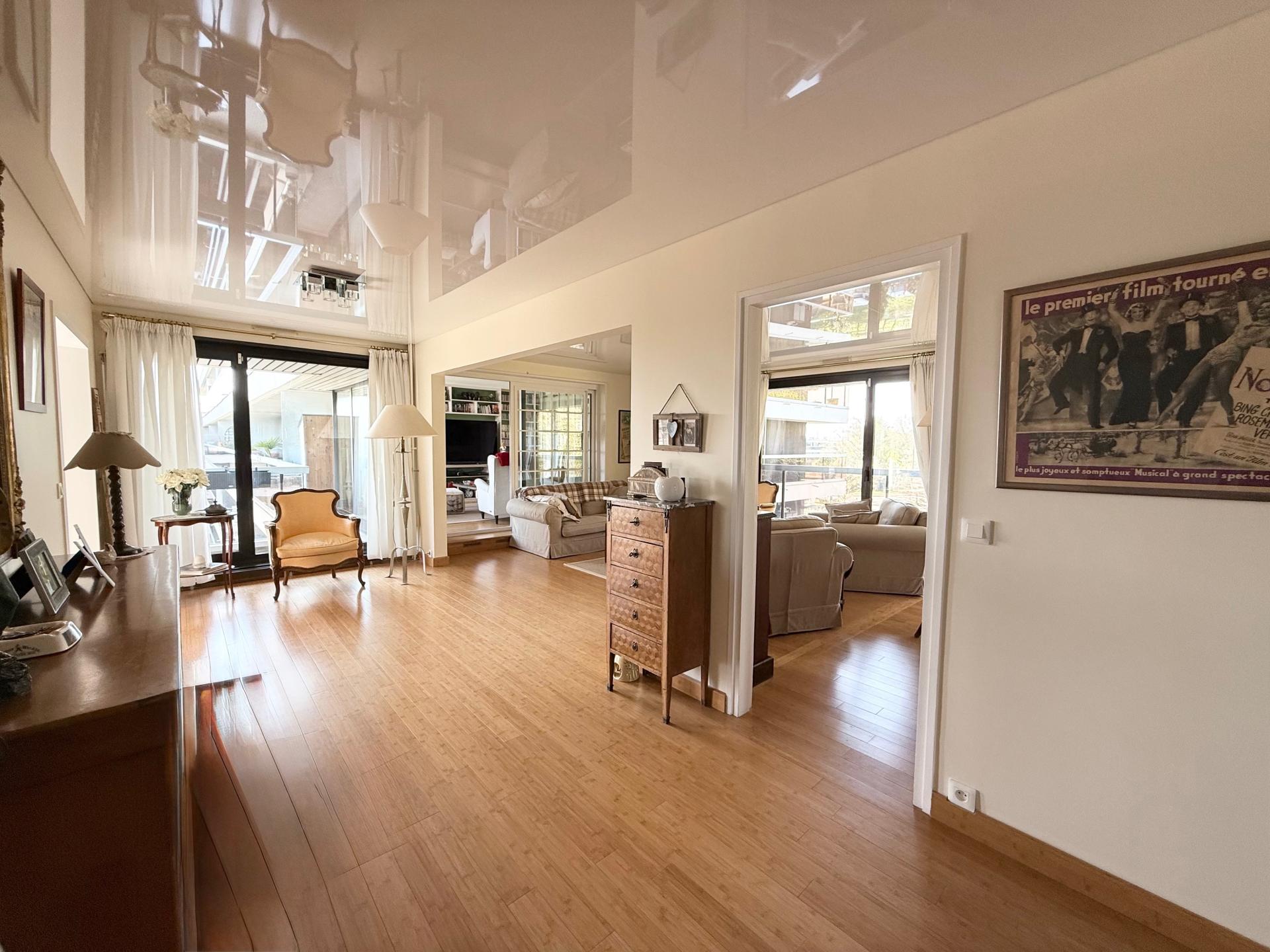 Miniature photo - 4 / 12