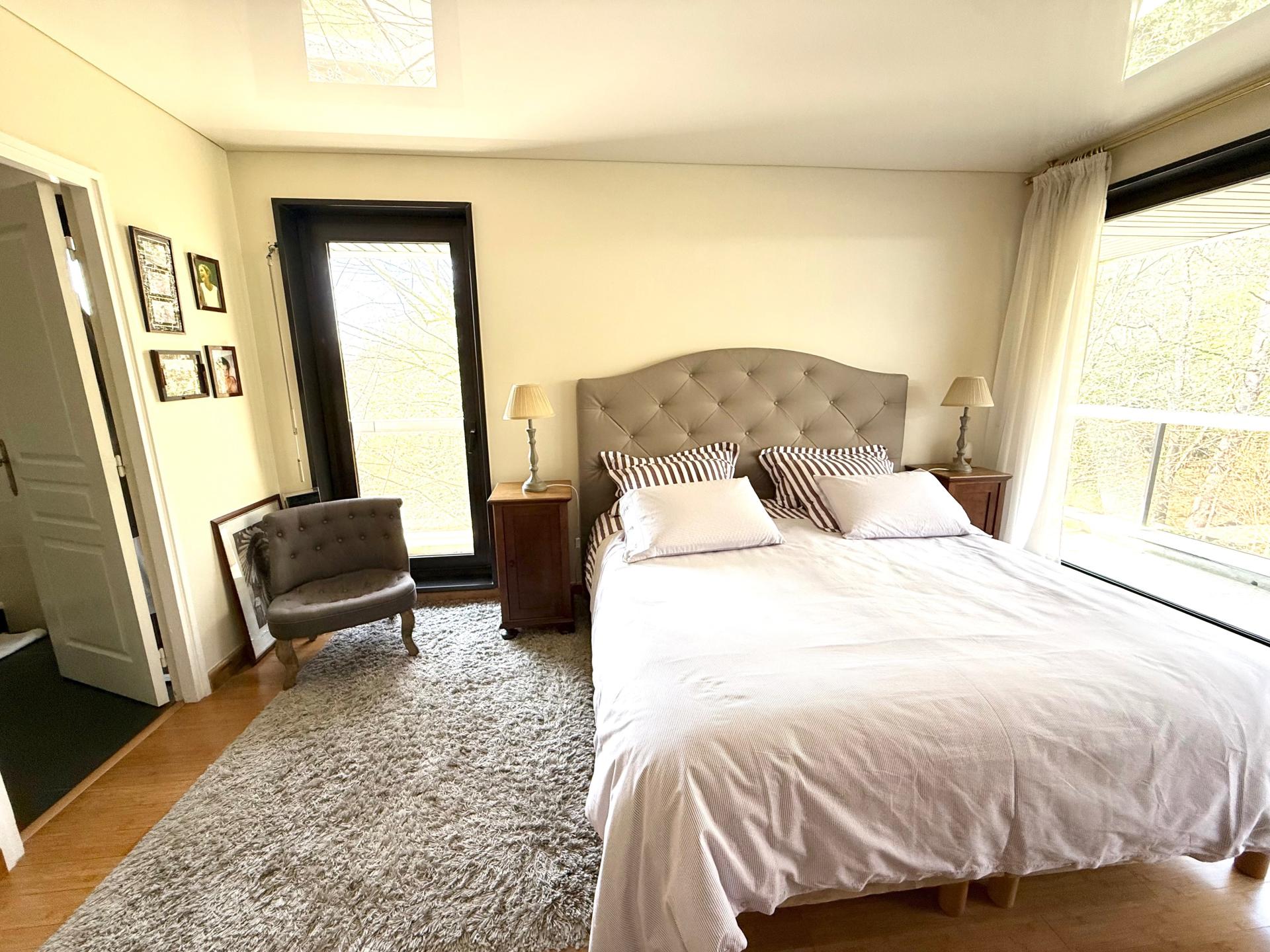 Miniature photo - 6 / 12