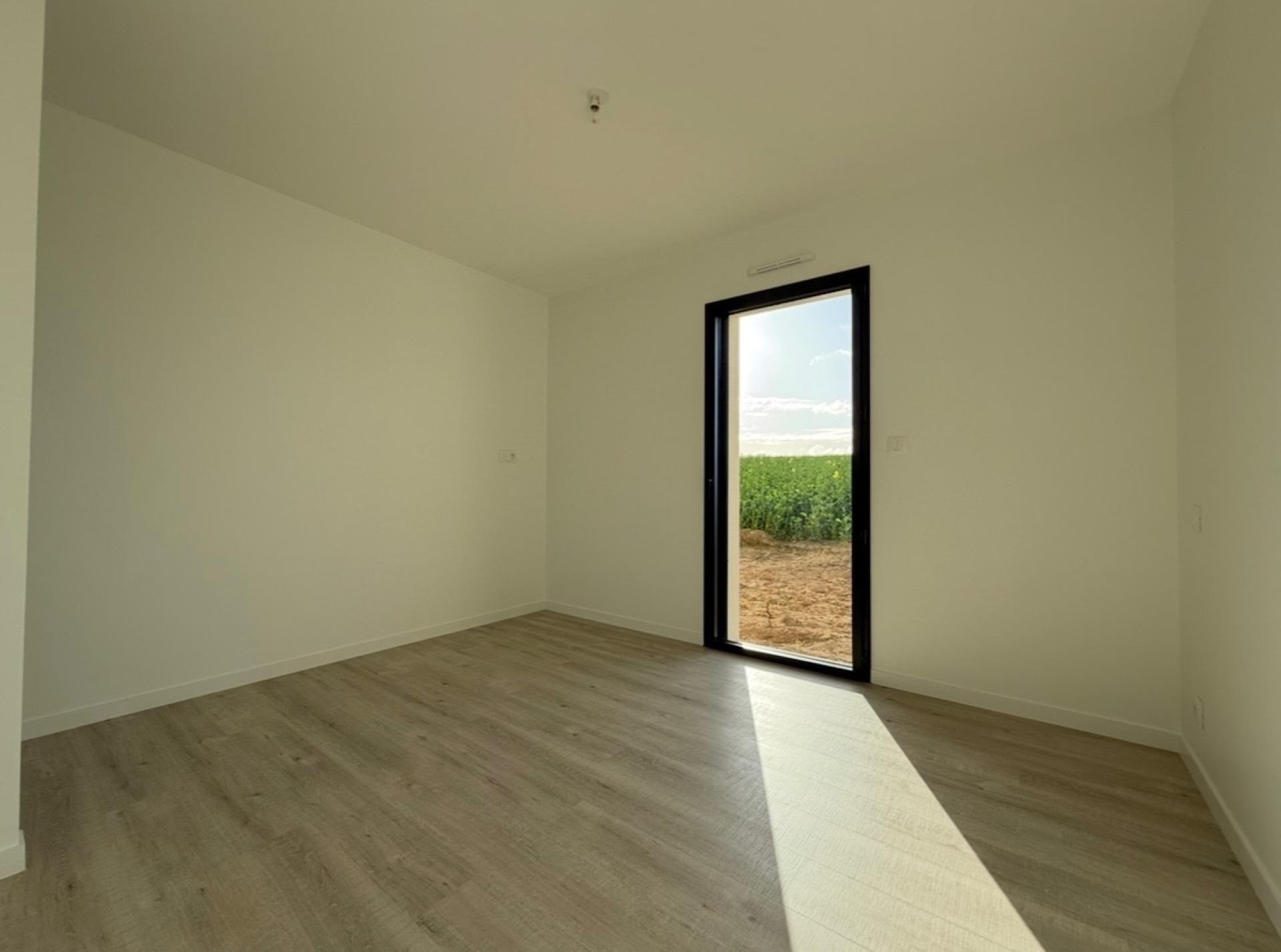 Miniature photo - 10 / 15