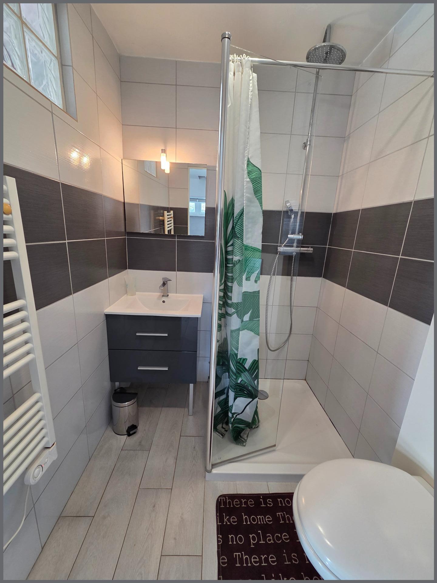 Miniature photo - 16 / 17