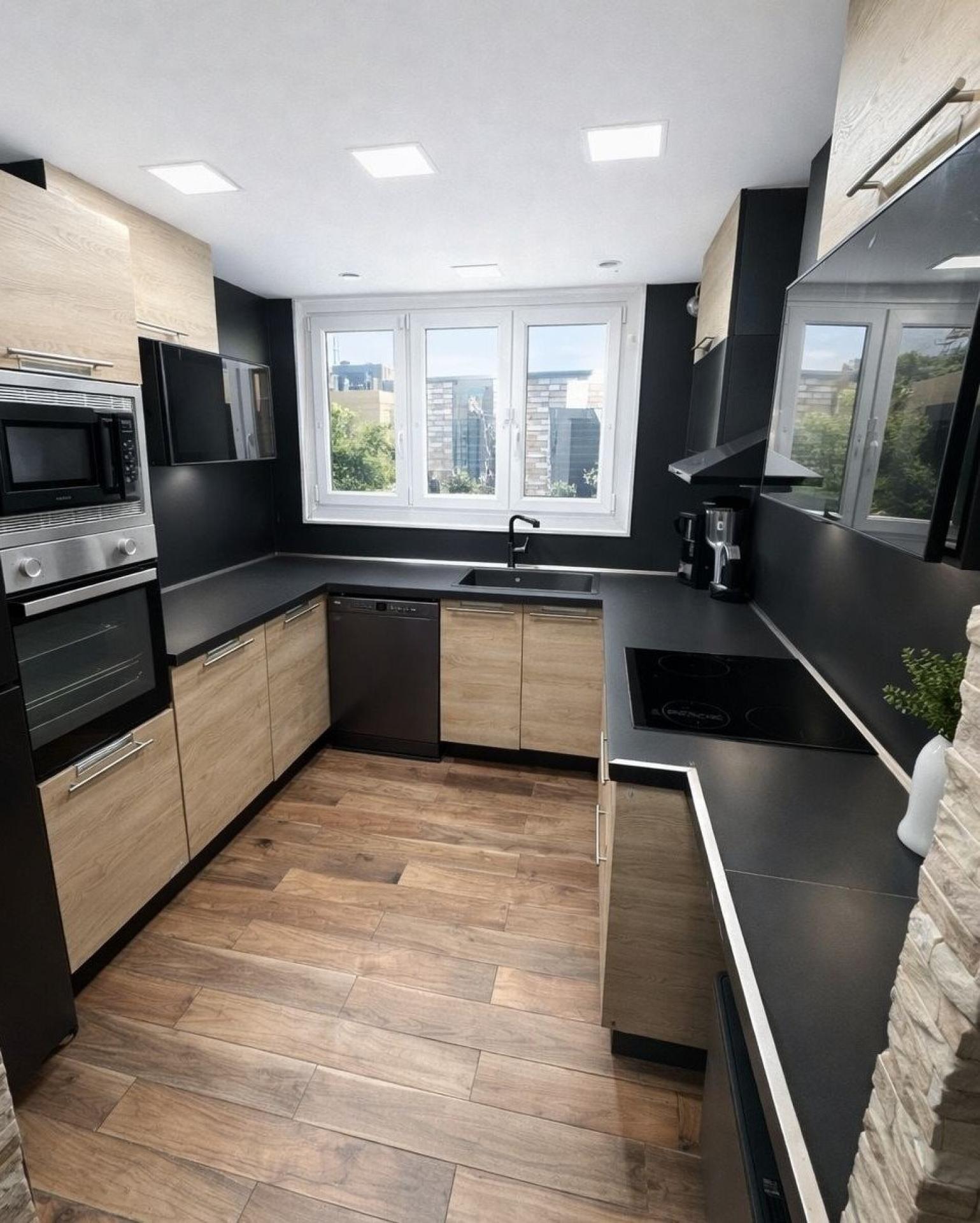 Miniature photo - 3 / 8