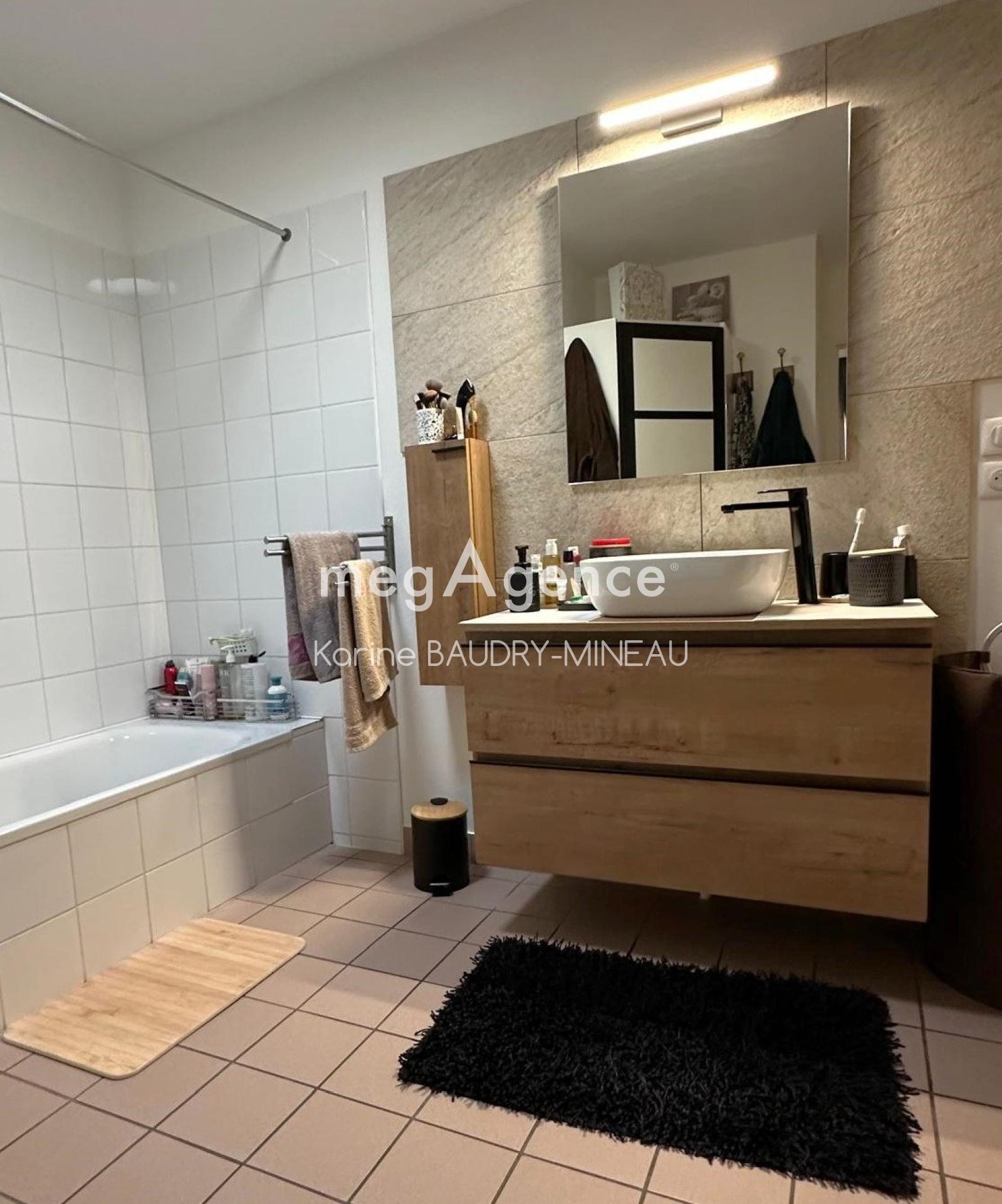 Miniature photo - 12 / 16