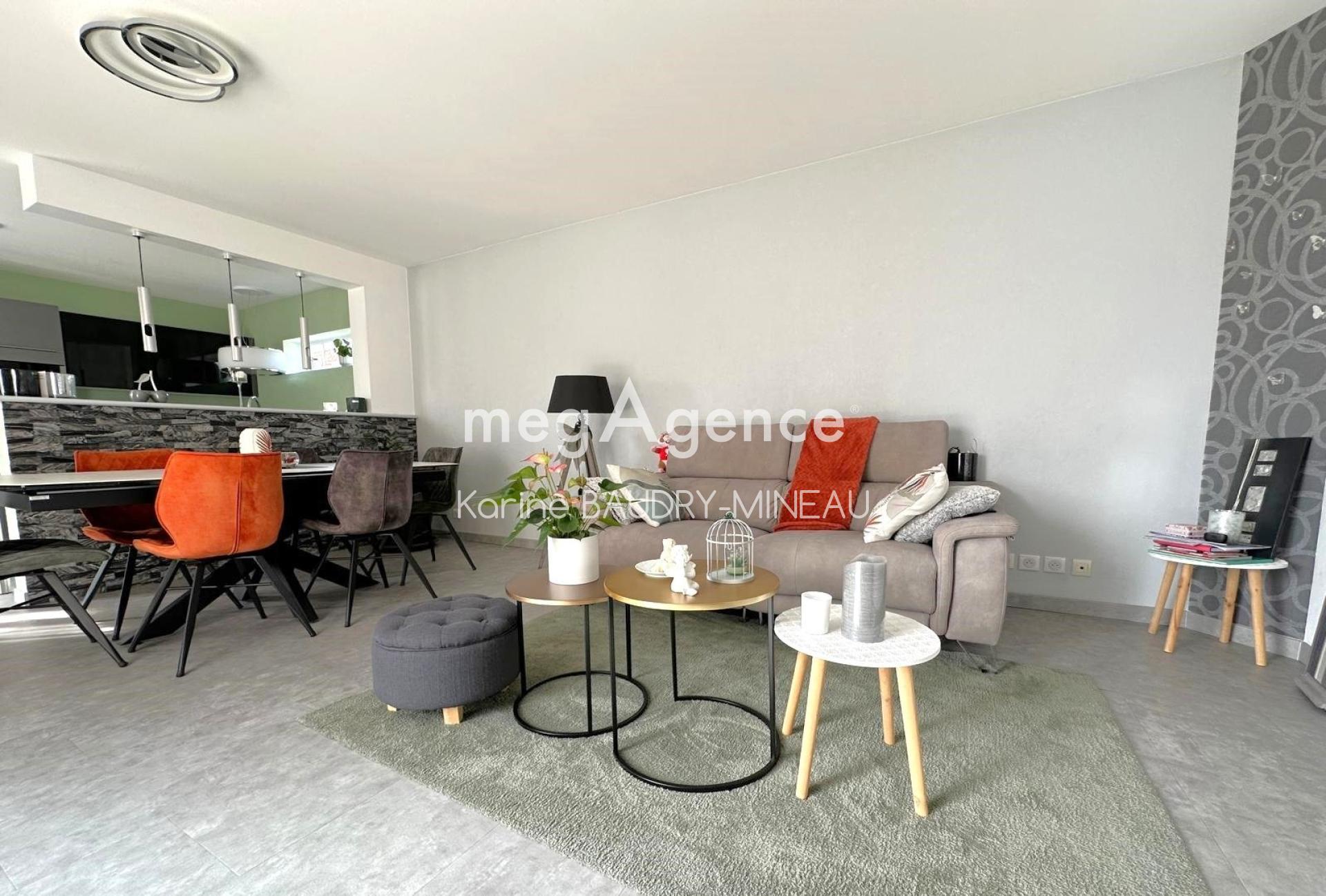 Miniature photo - 3 / 16