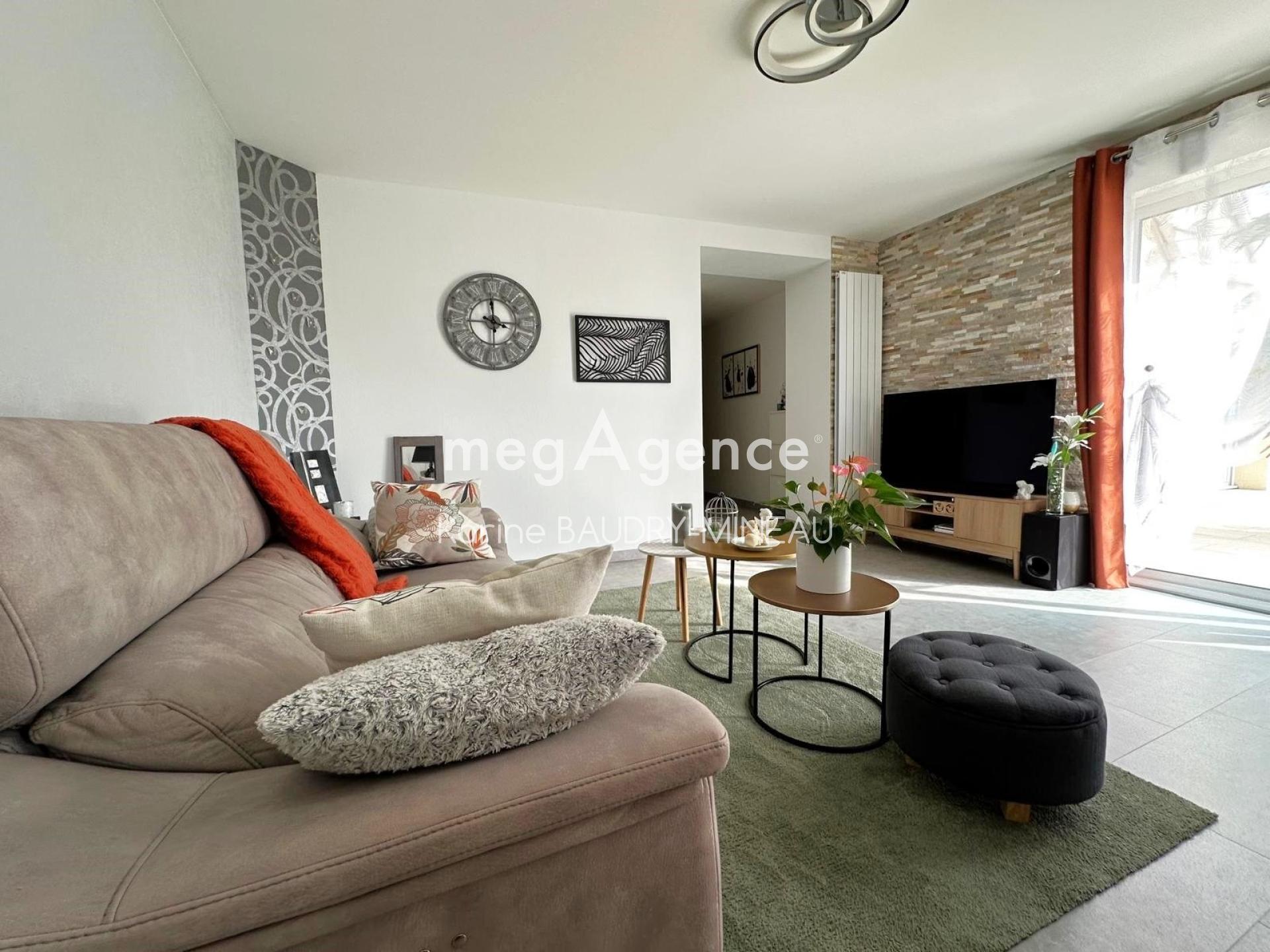 Miniature photo - 2 / 16