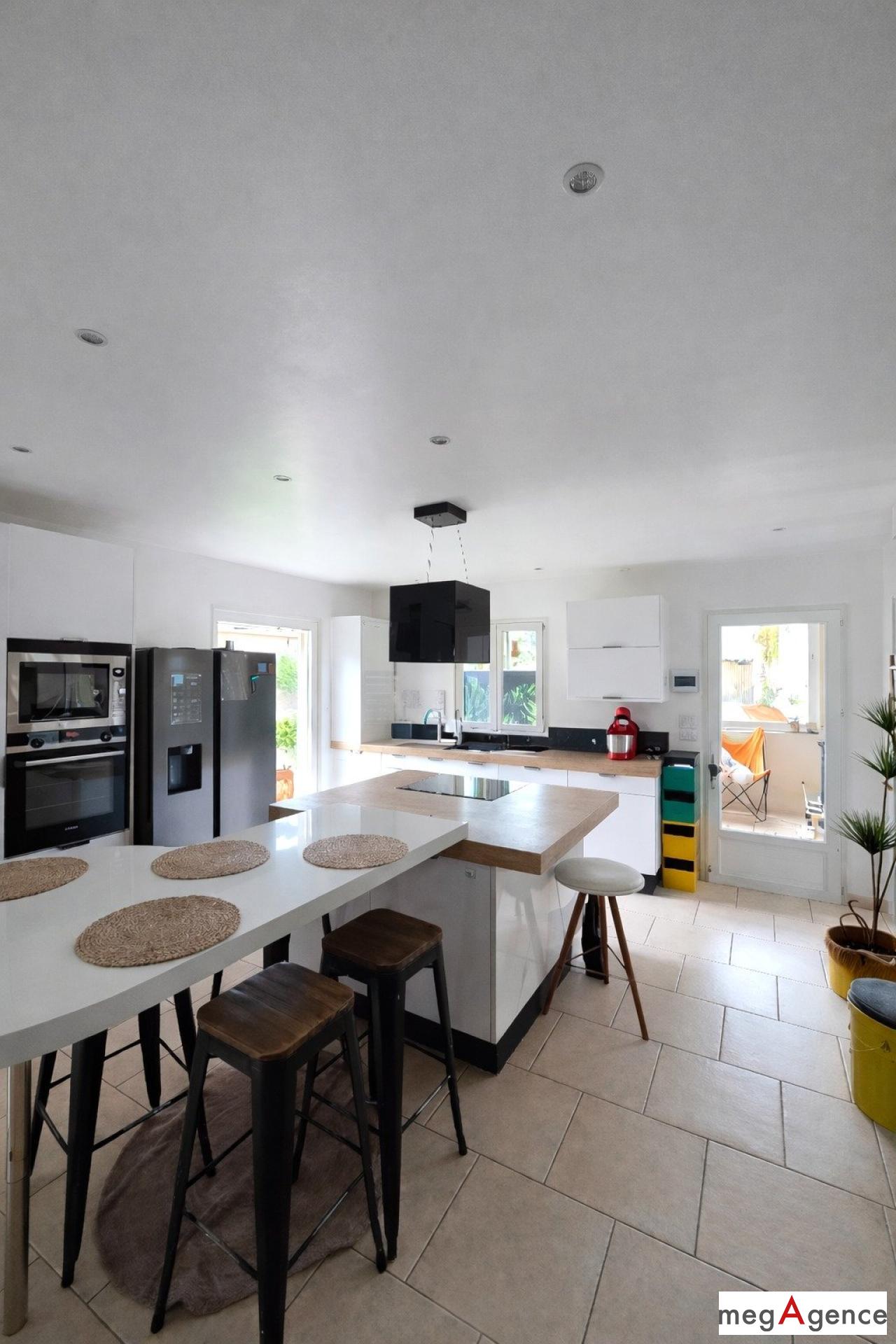 Miniature photo - 4 / 10