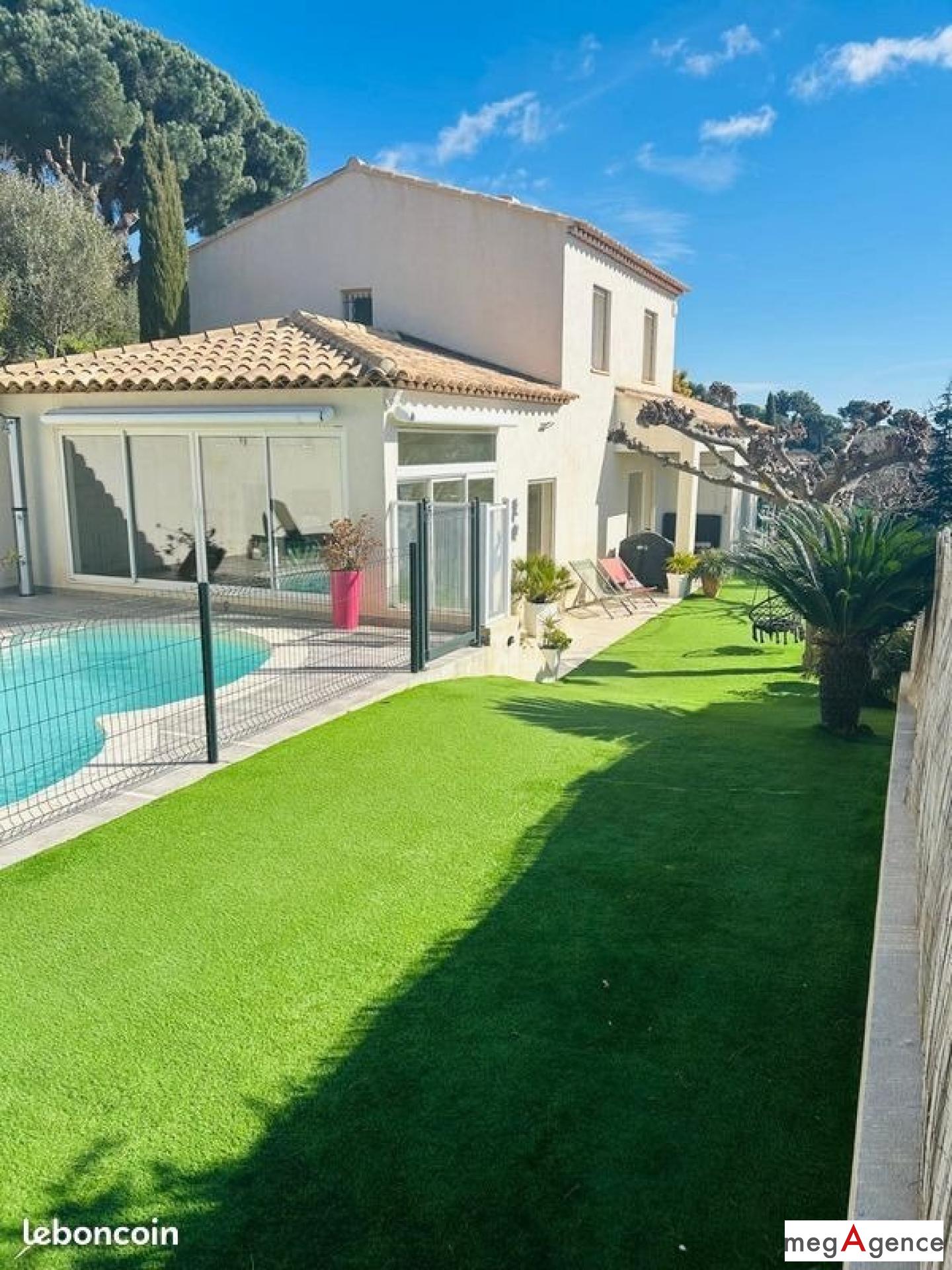 Miniature photo - 10 / 10