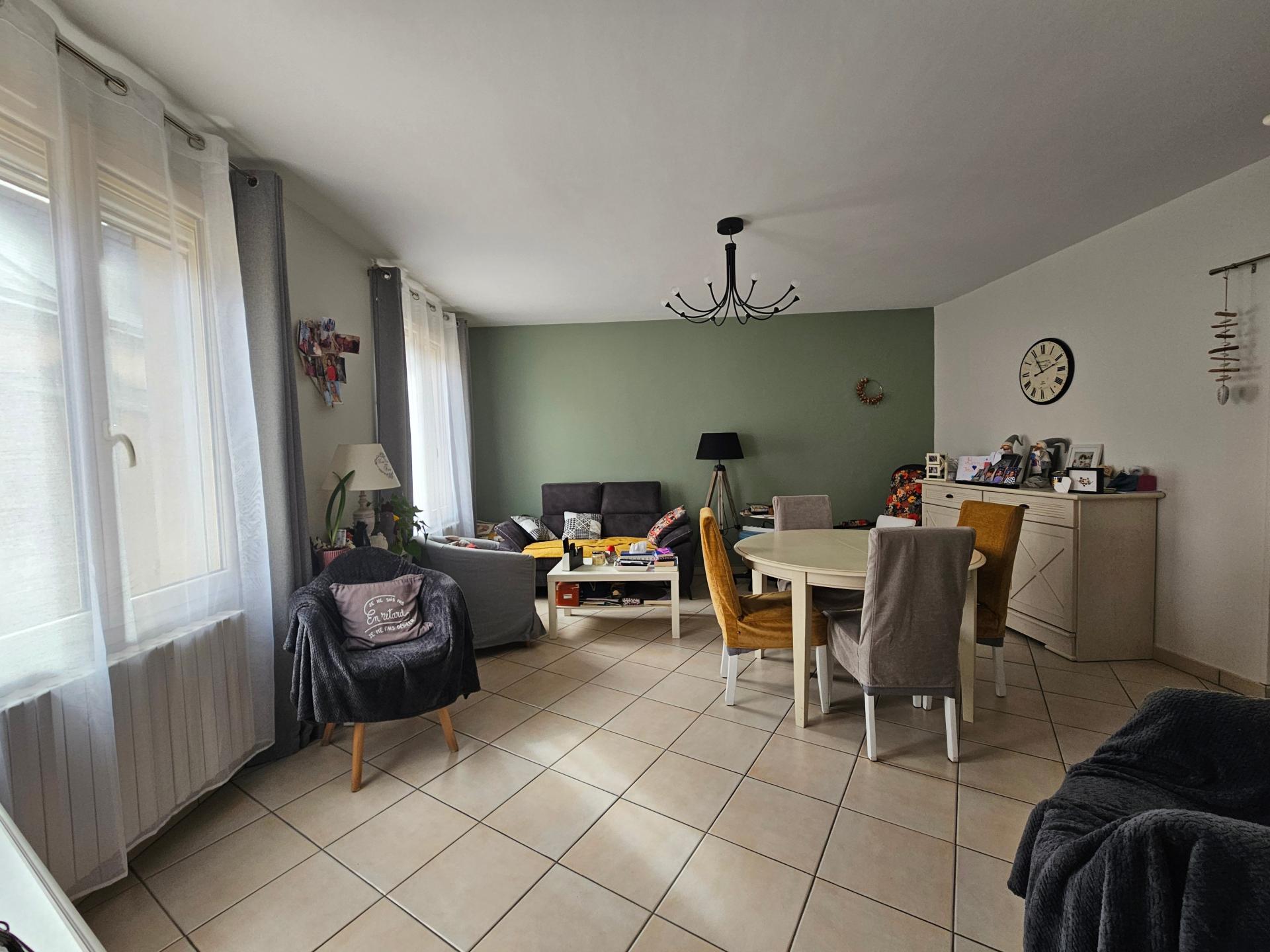 Miniature photo - 2 / 12