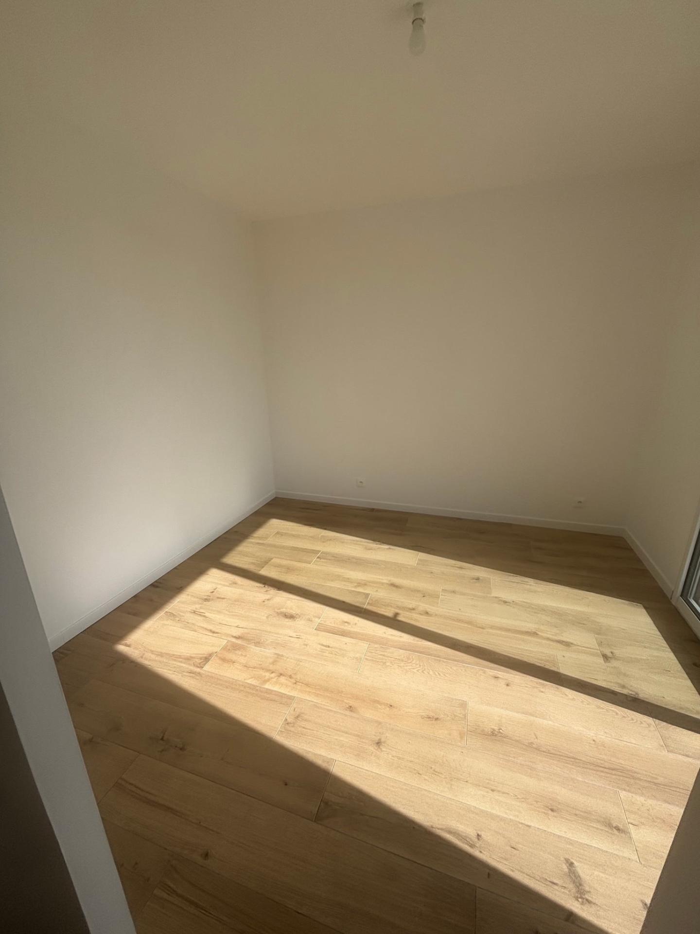 Miniature photo - 7 / 12