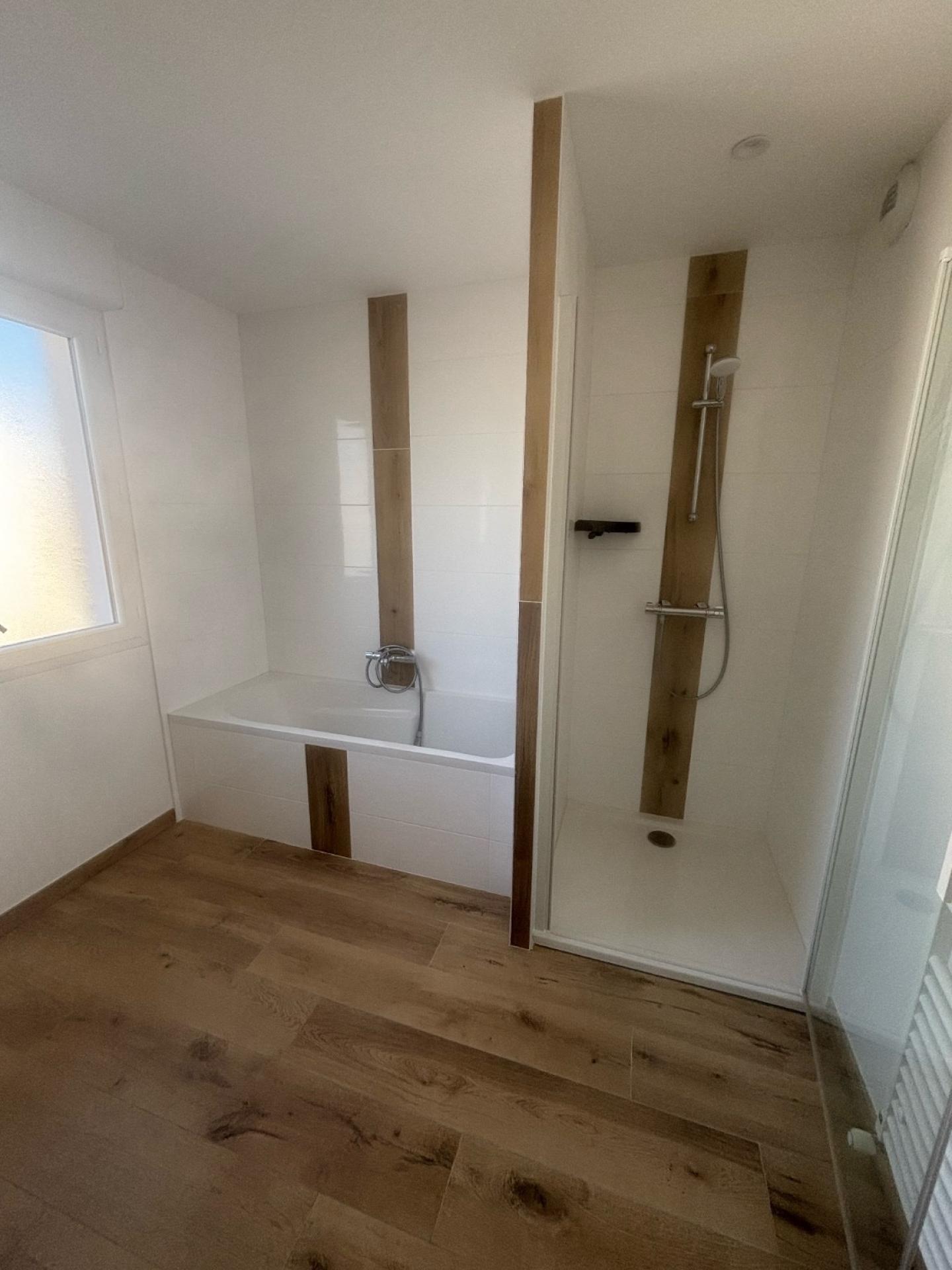 Miniature photo - 12 / 12