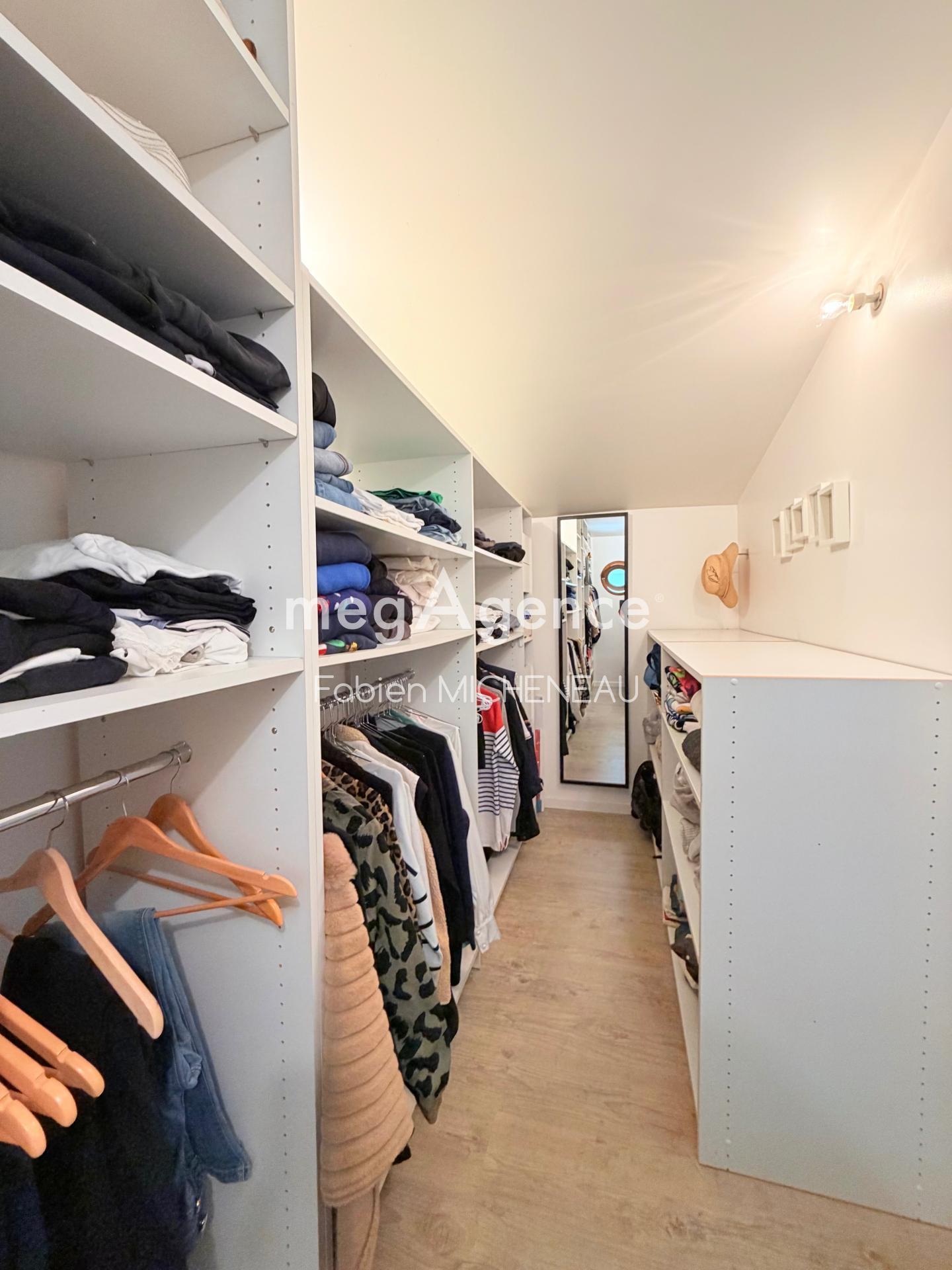 Miniature photo - 14 / 19