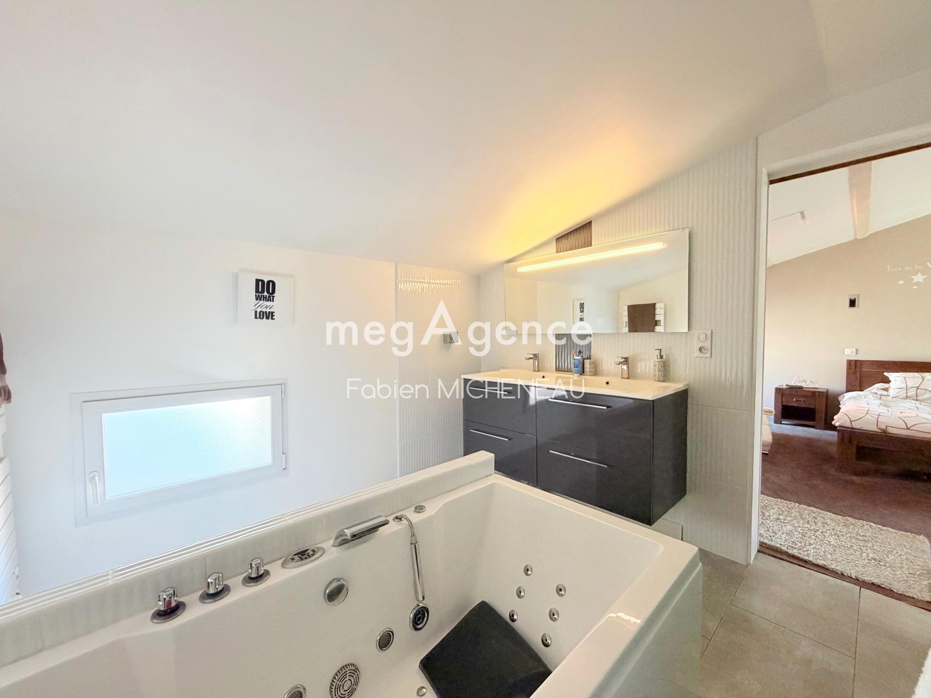 Miniature photo - 12 / 19