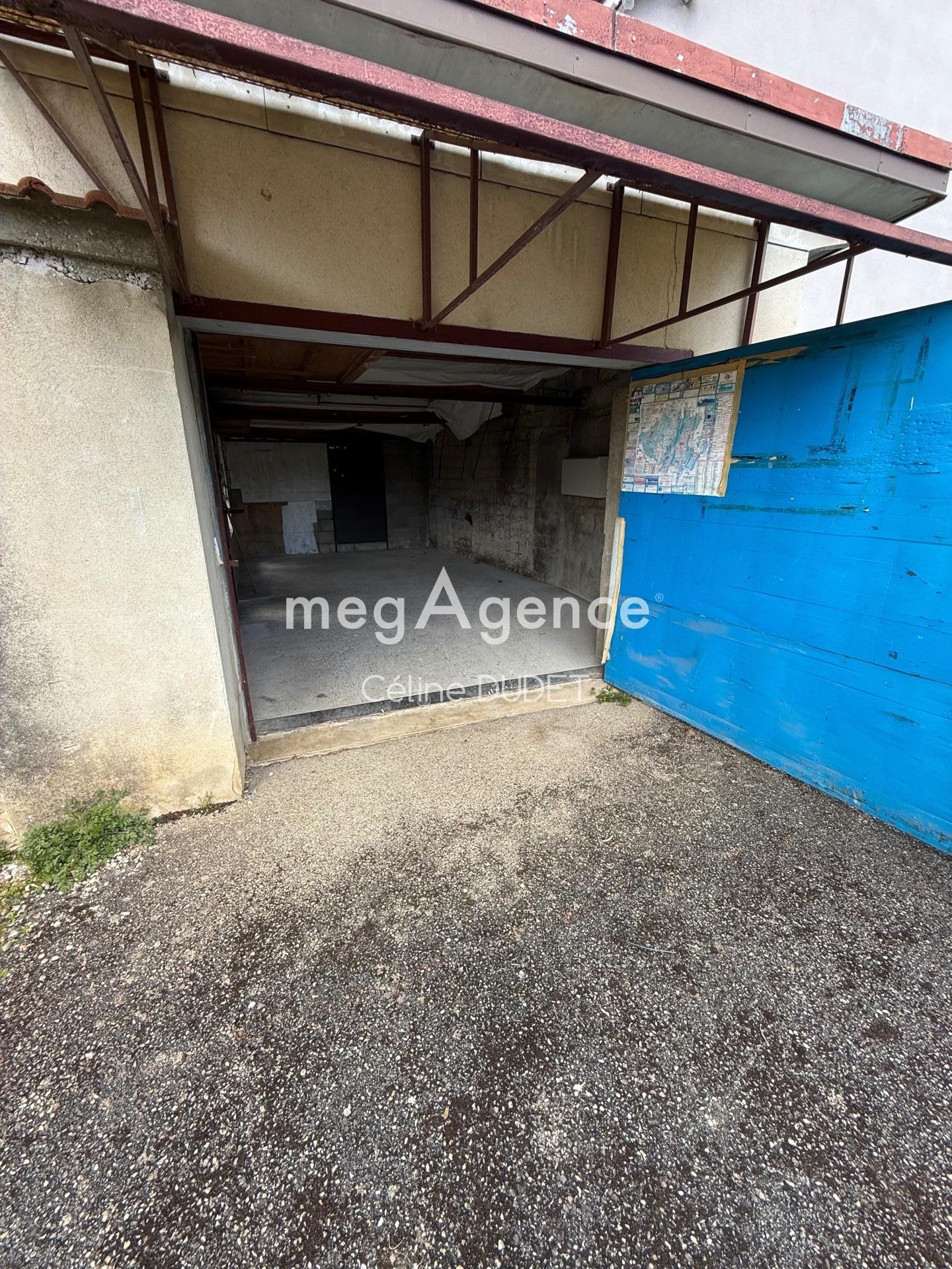 Miniature photo - 16 / 16