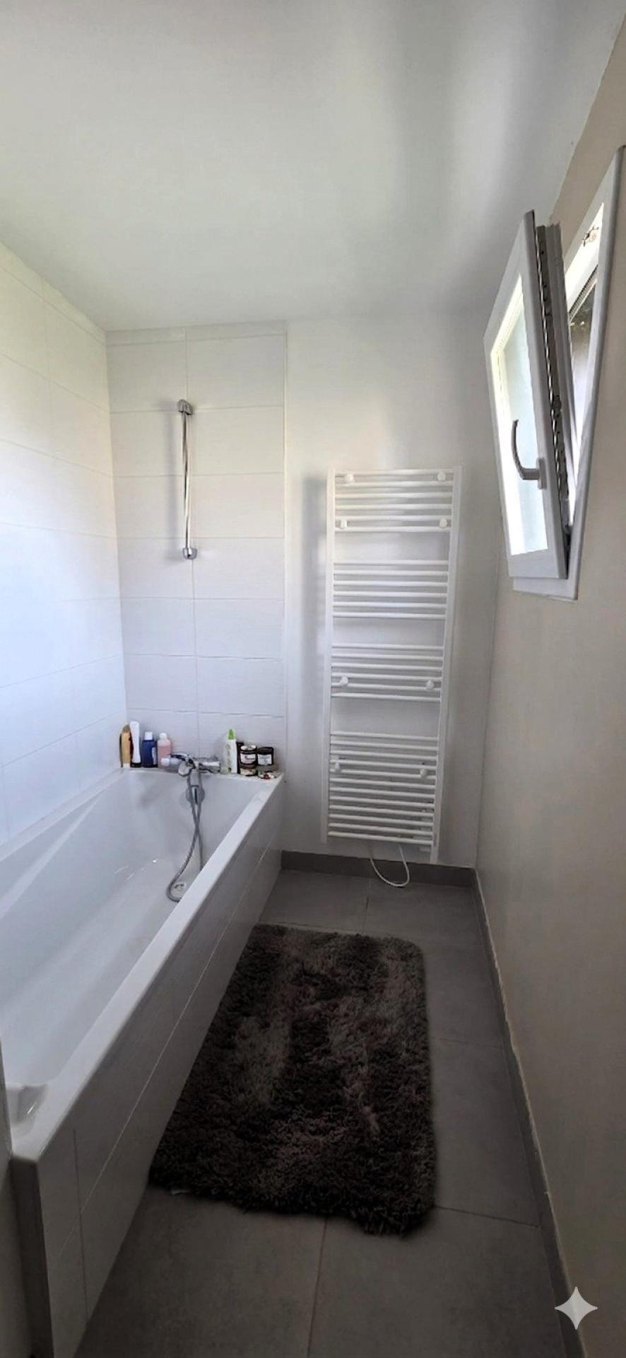 Miniature photo - 9 / 12