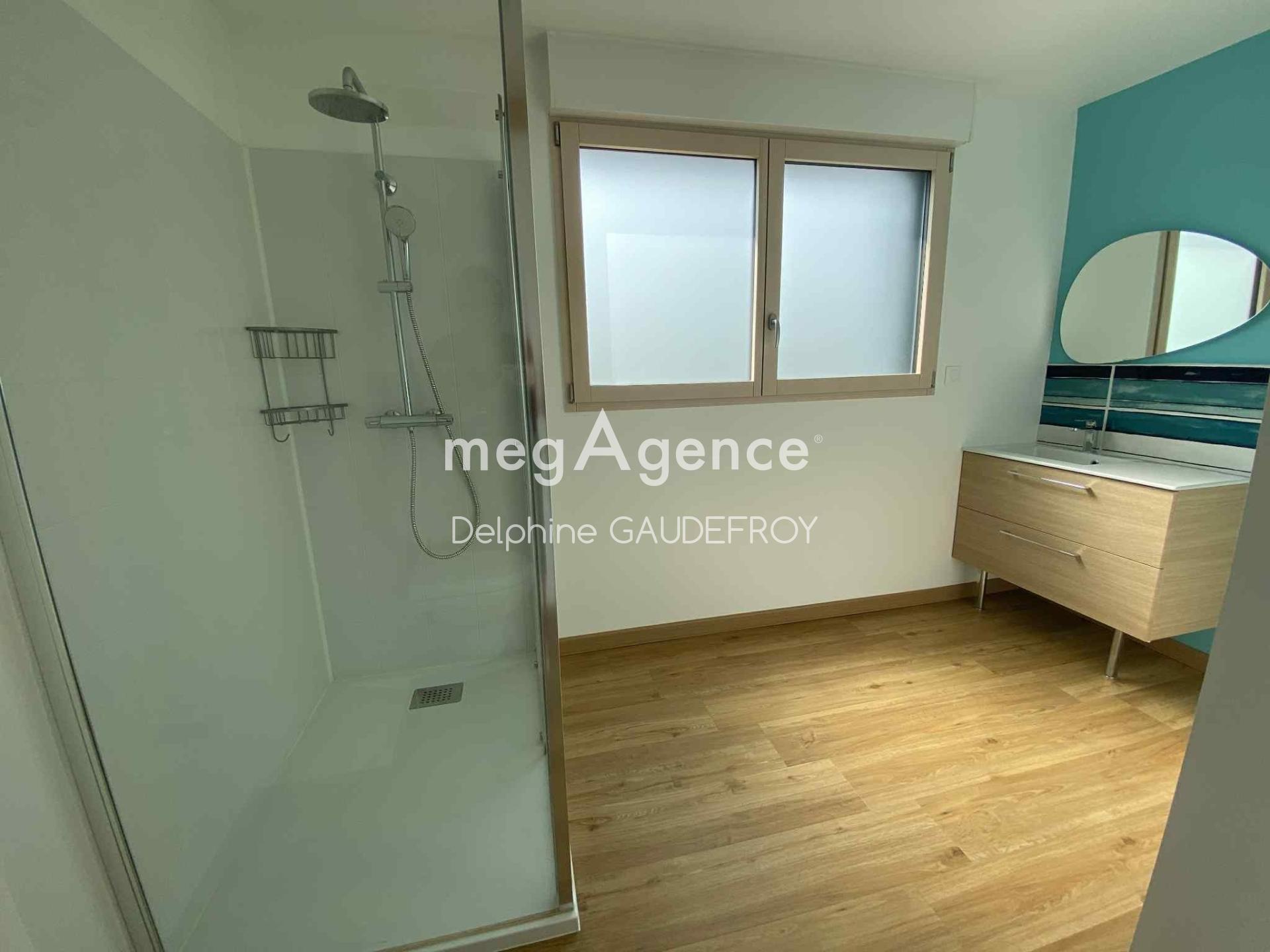 Miniature photo - 8 / 16