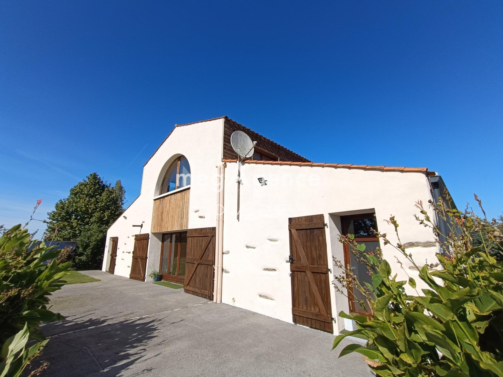 Miniature photo - 2 / 16