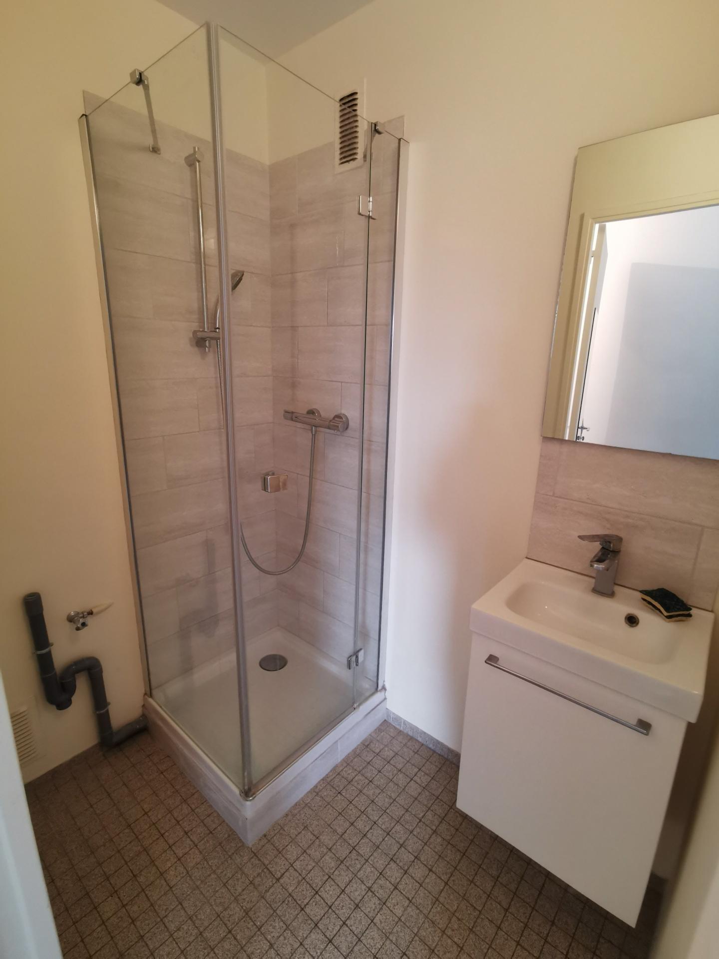 Miniature photo - 2 / 6