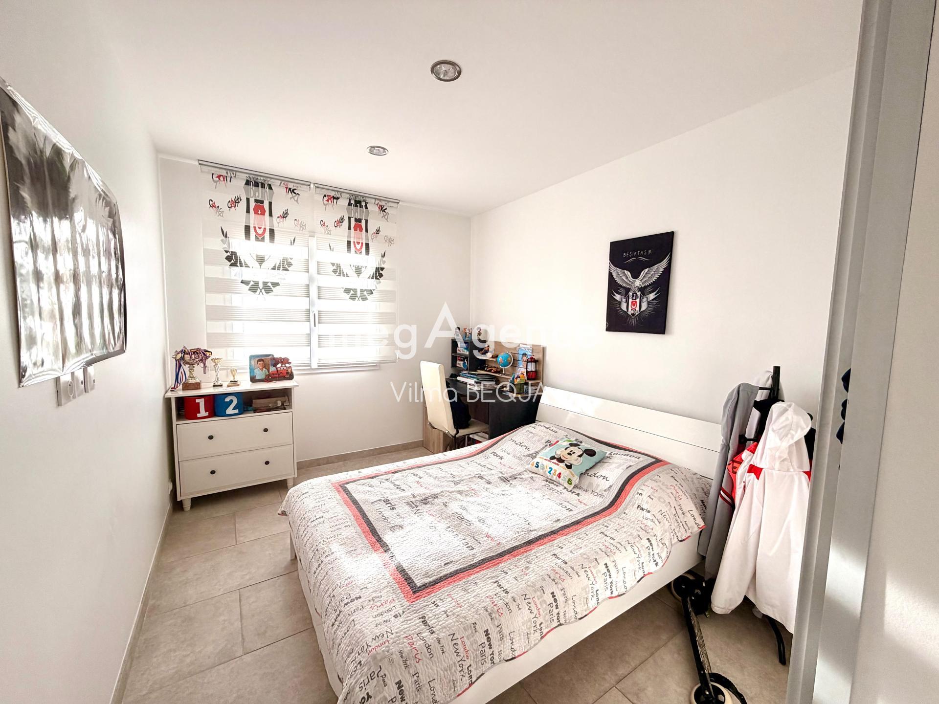 Miniature photo - 16 / 19