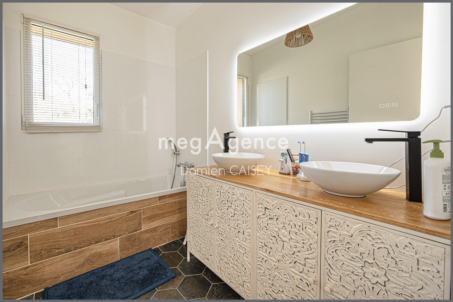 Miniature photo - 15 / 20