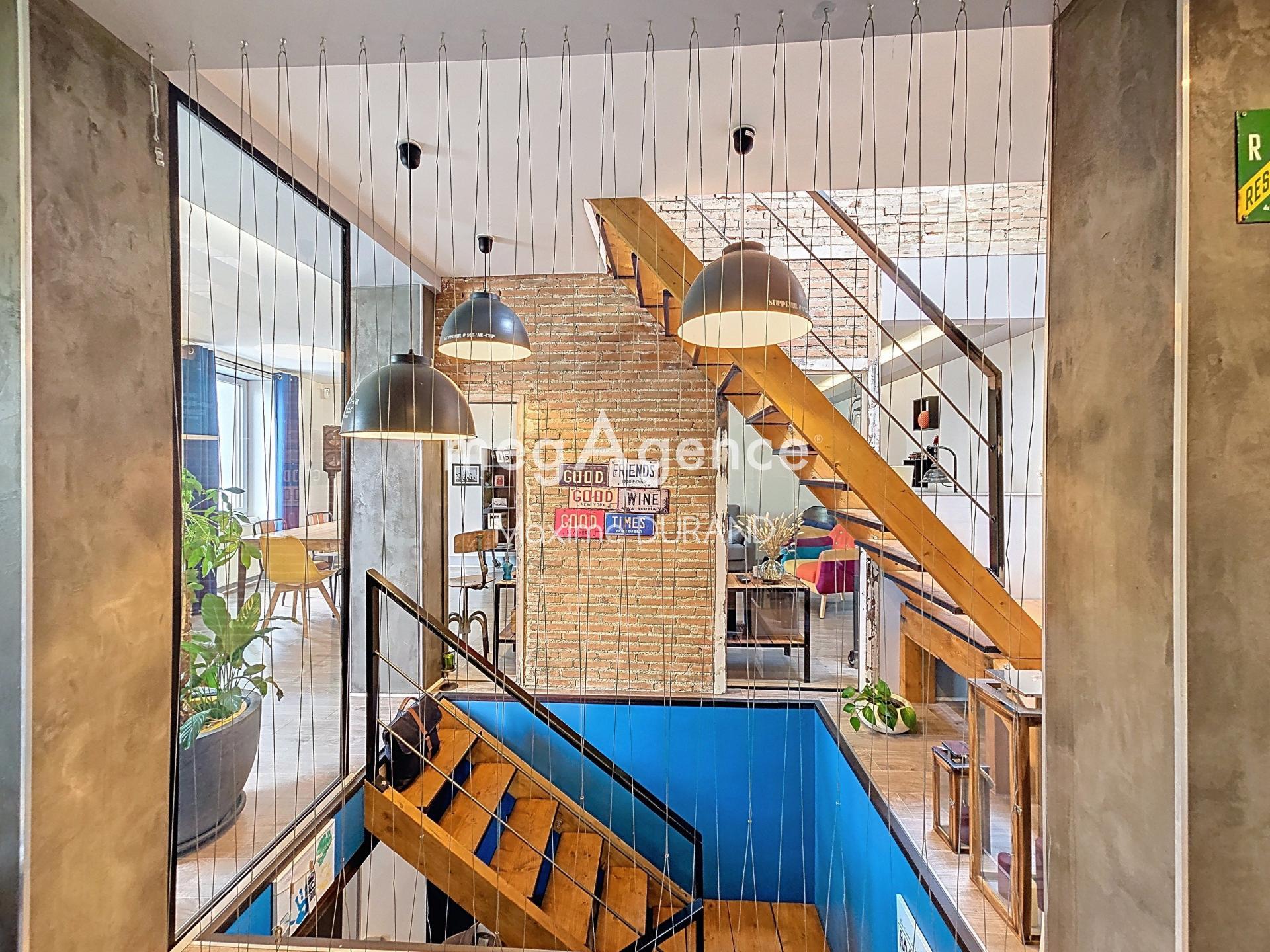 Miniature photo - 2 / 12