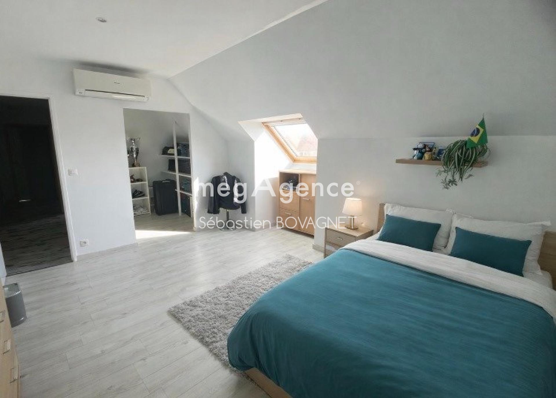 Miniature photo - 9 / 12