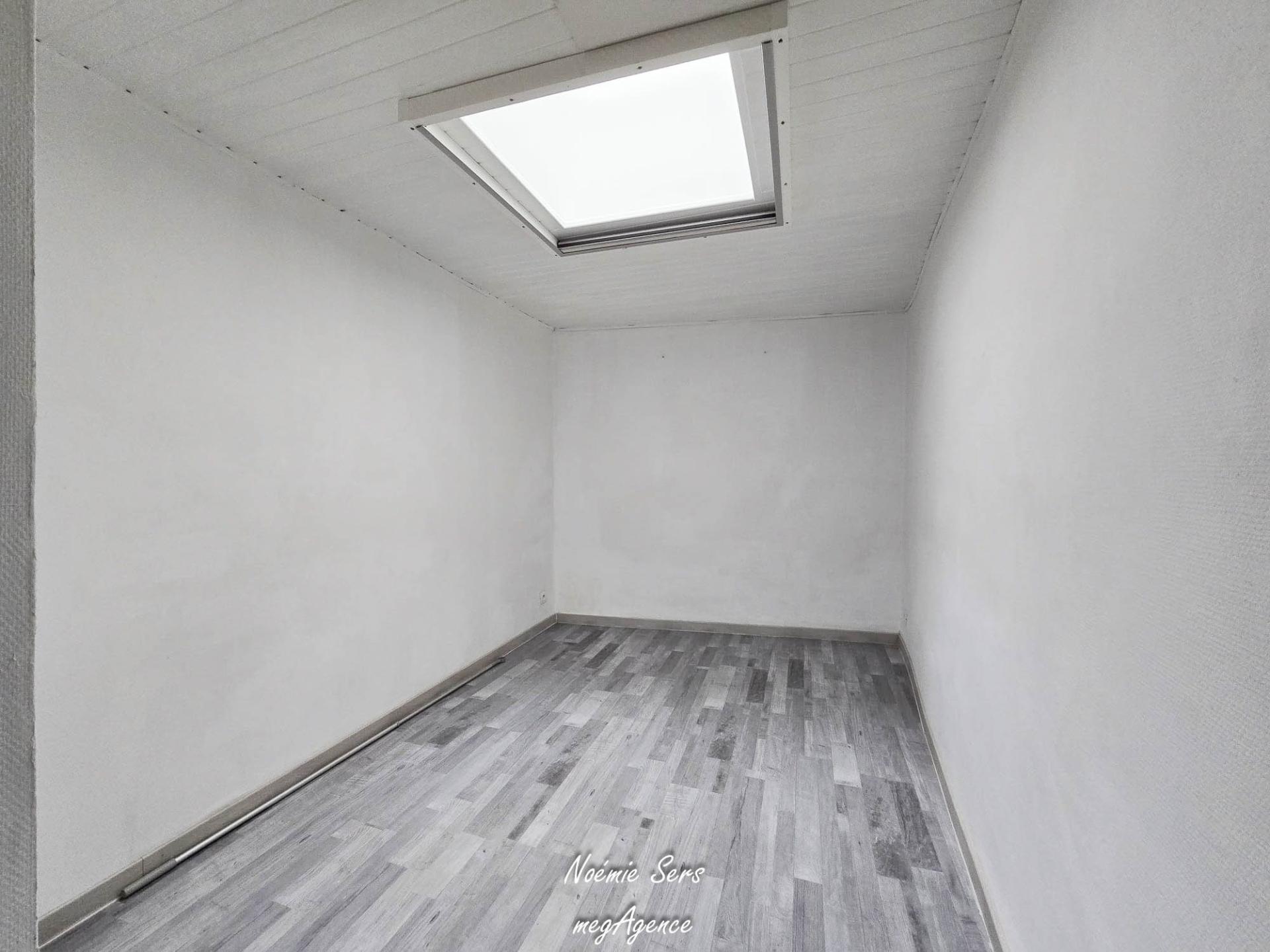 Miniature photo - 8 / 10