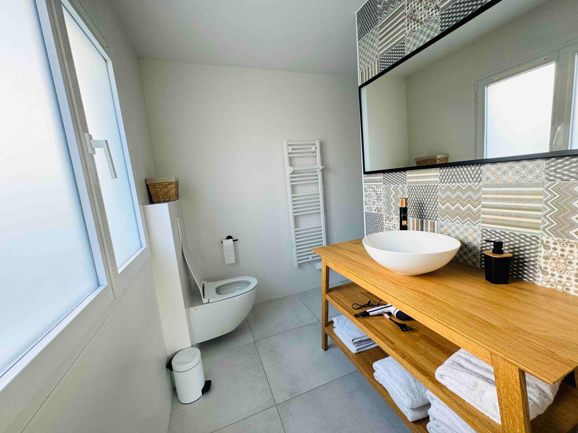 Miniature photo - 15 / 16