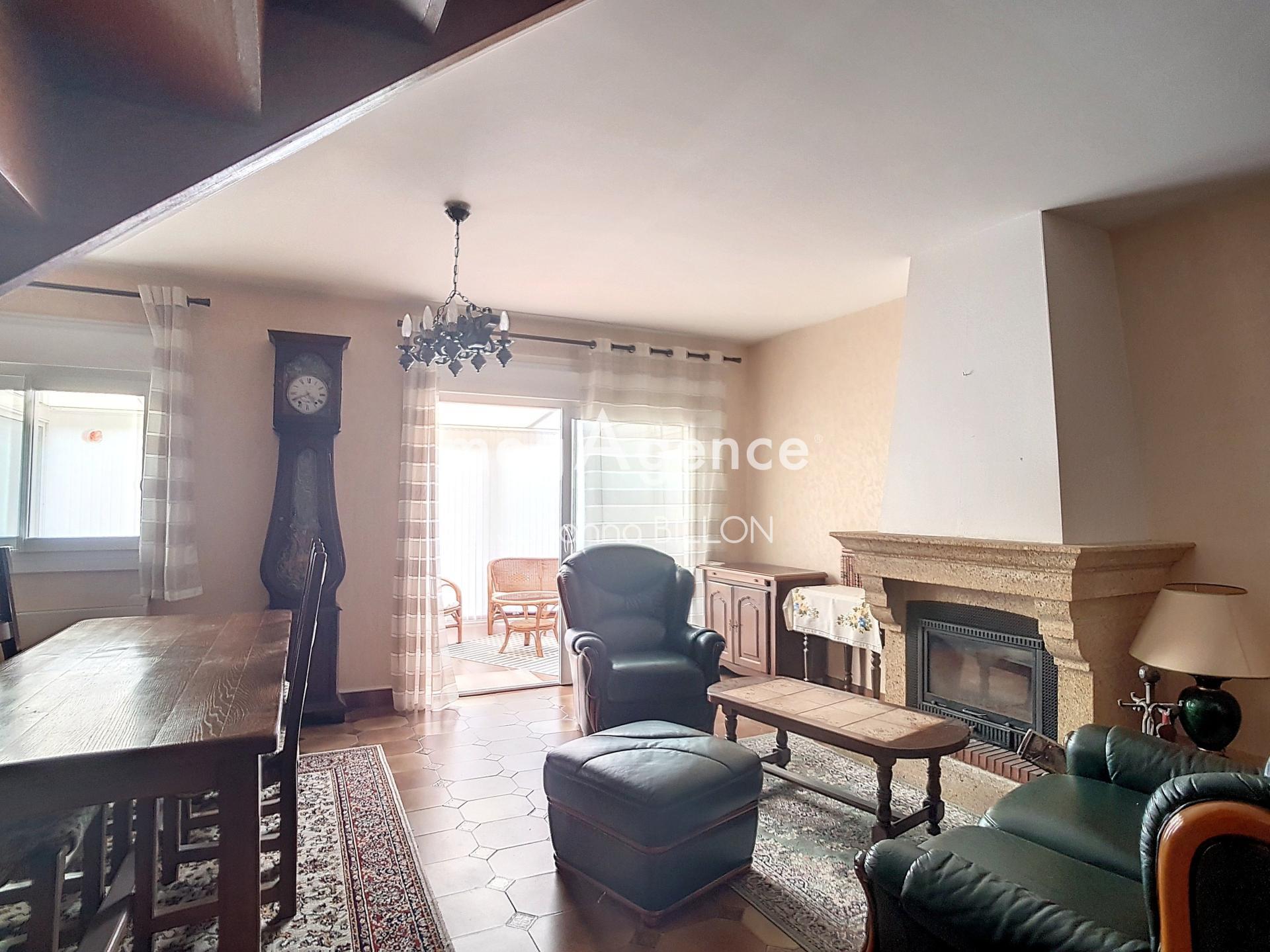 Miniature photo - 2 / 17