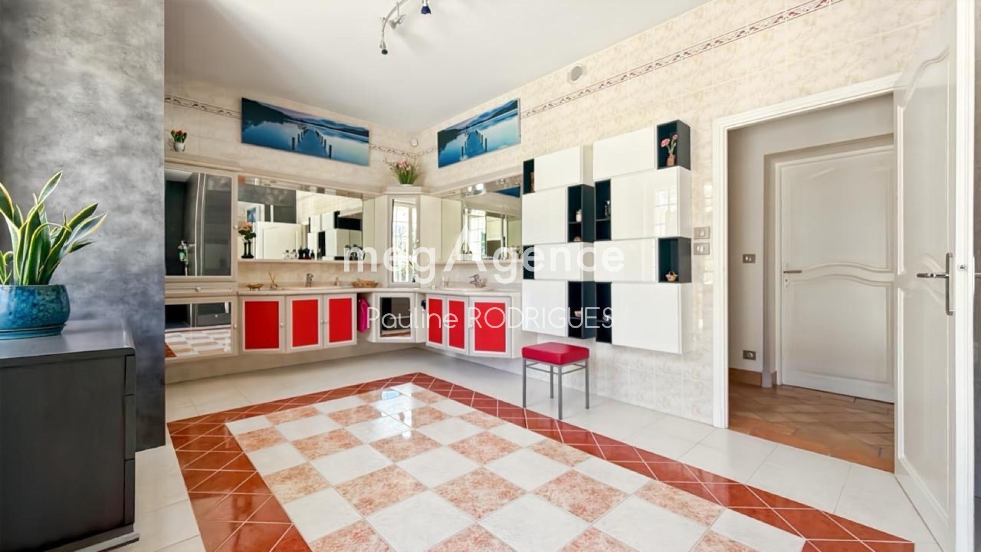 Miniature photo - 6 / 12