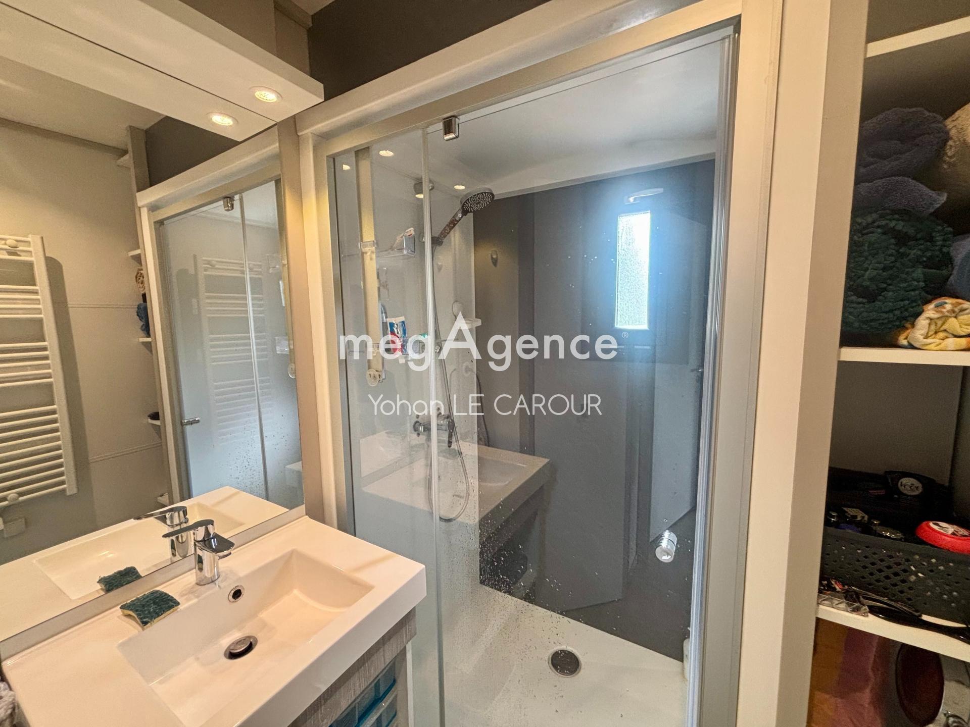 Miniature photo - 8 / 10