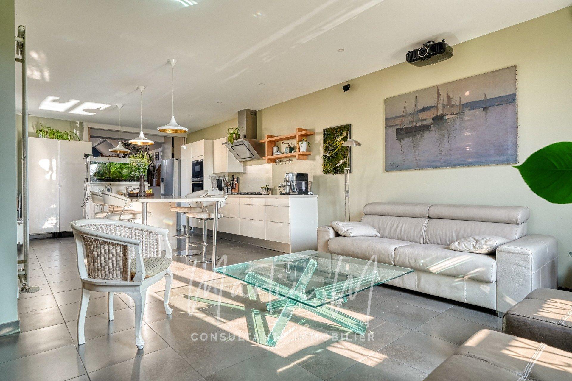 Miniature photo - 8 / 20