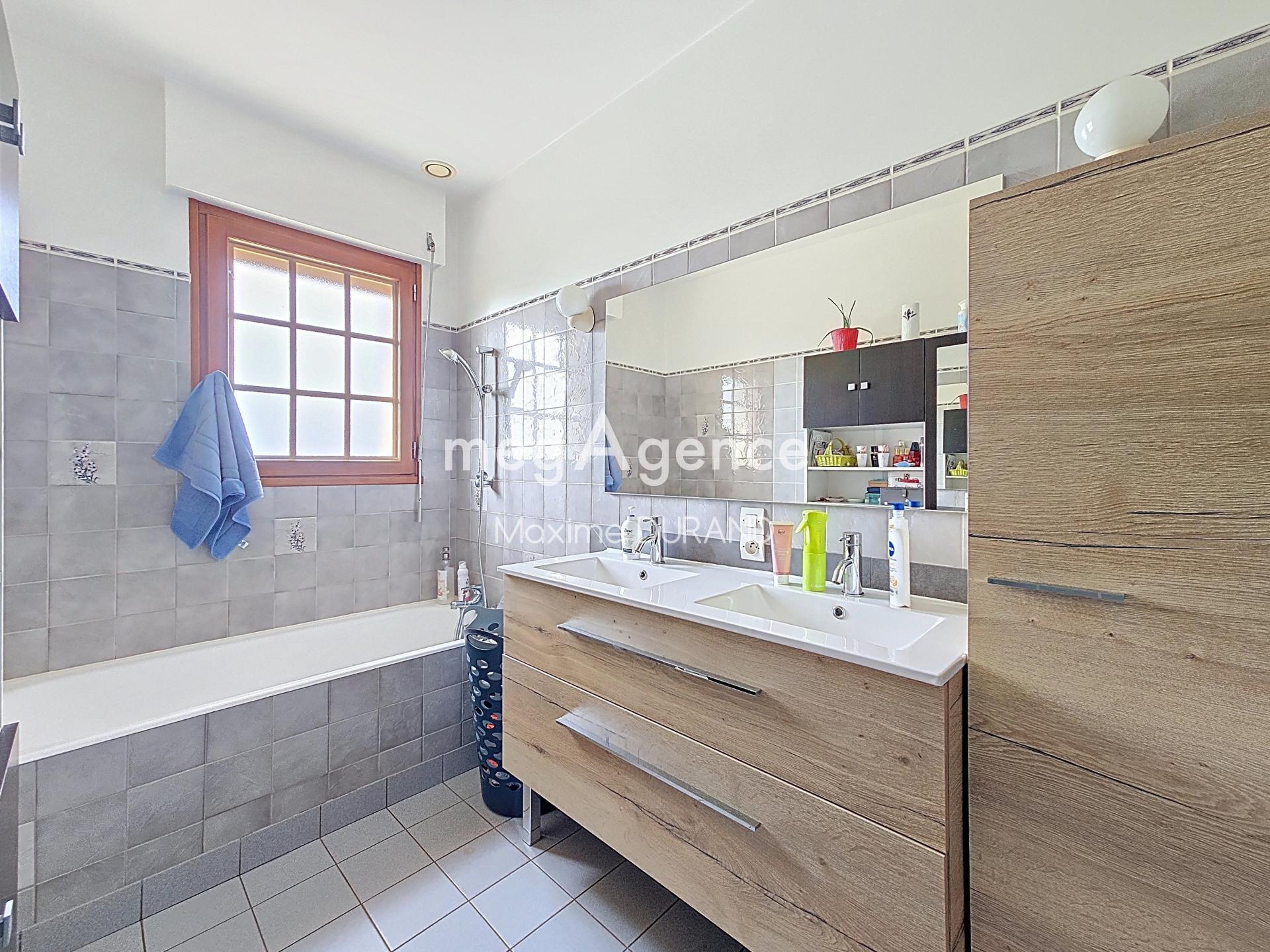 Miniature photo - 9 / 15