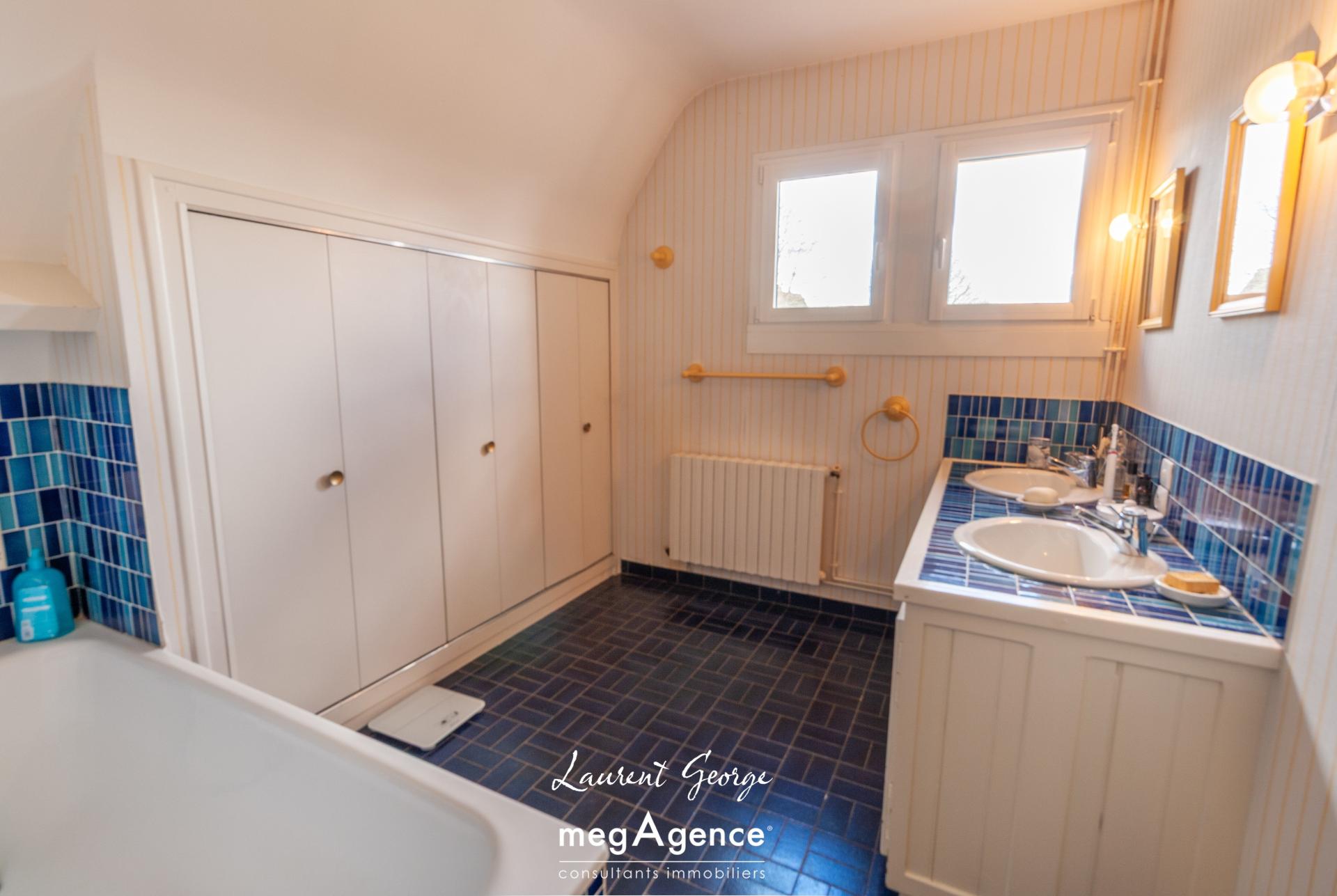 Miniature photo - 10 / 17