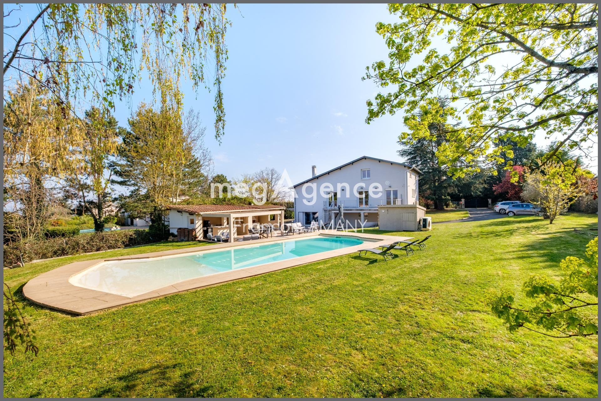 Miniature photo - 2 / 13