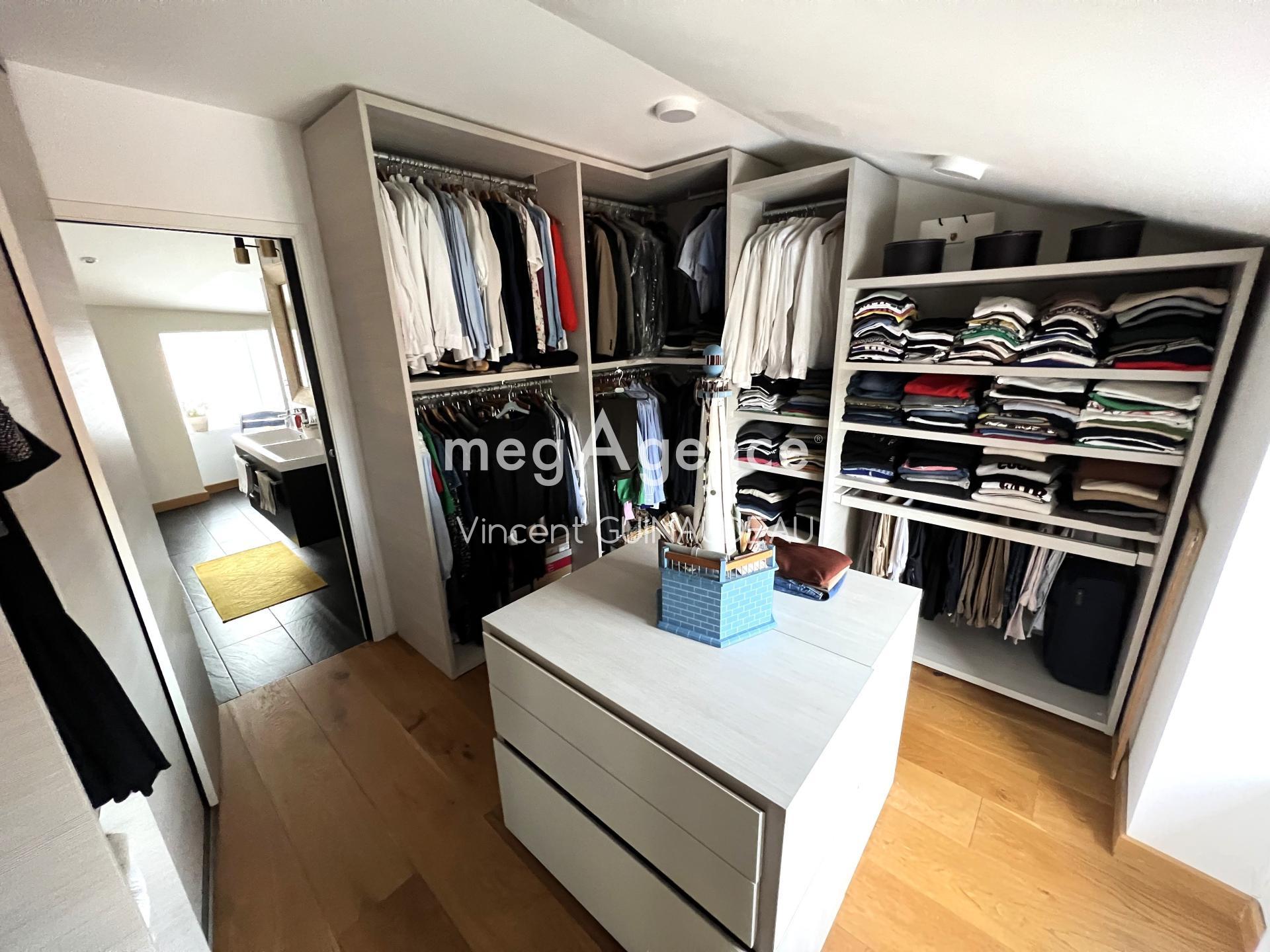 Miniature photo - 12 / 13