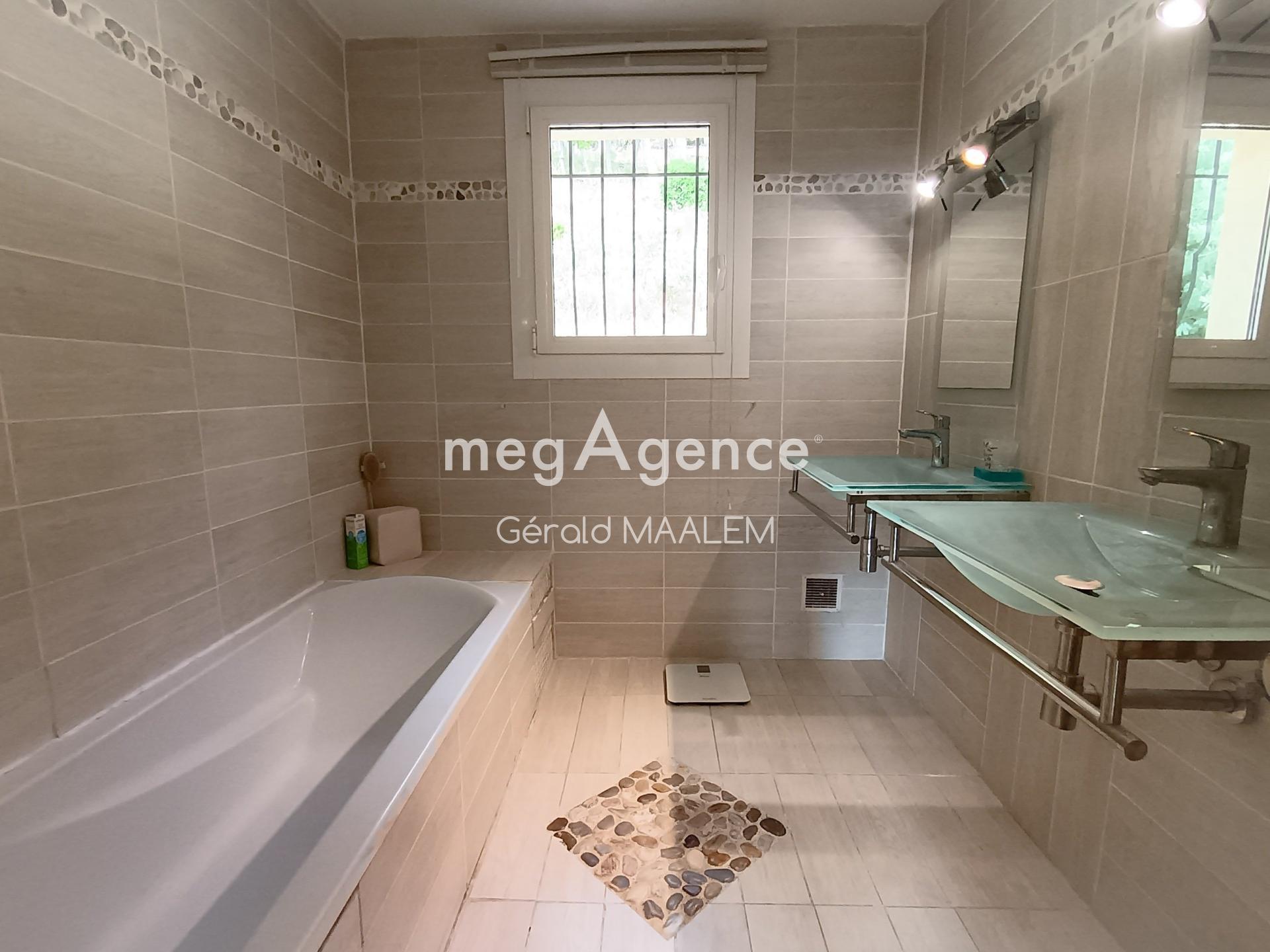 Miniature photo - 17 / 20