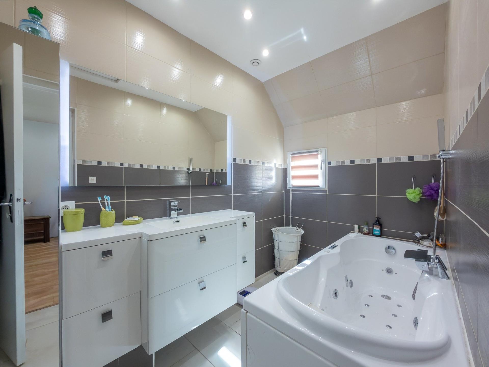 Miniature photo - 17 / 18